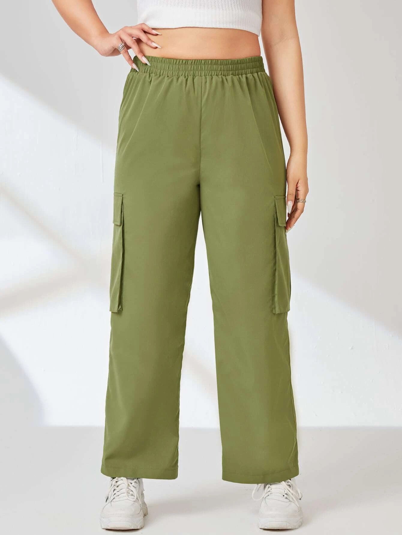 Flap Pocket Side Cargo Pants in Green – women's cargo pants front view