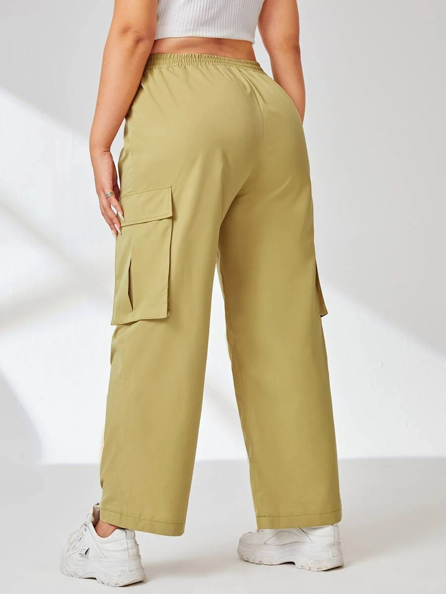 Plus Flap Pocket Side Easy Wear Cargo Pants – fit and style view