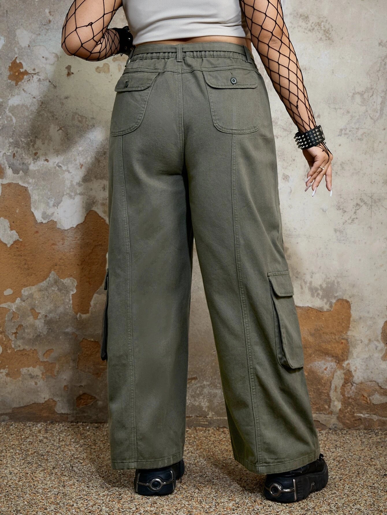 Flap Pocket Belted Cargo Jeans – back view detail