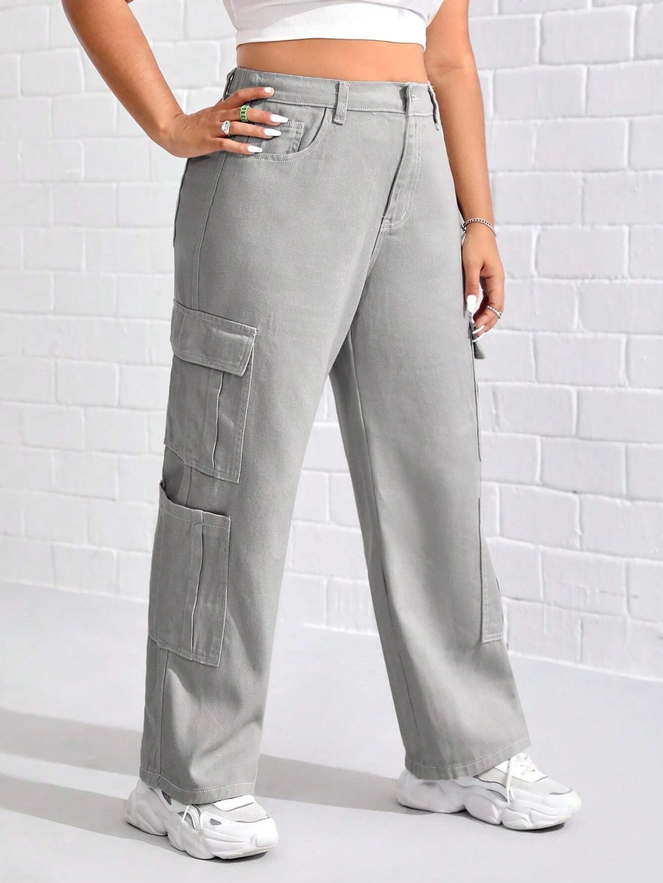 Side Pocket Cargo Pants Style 1 – pocket detail close-up
