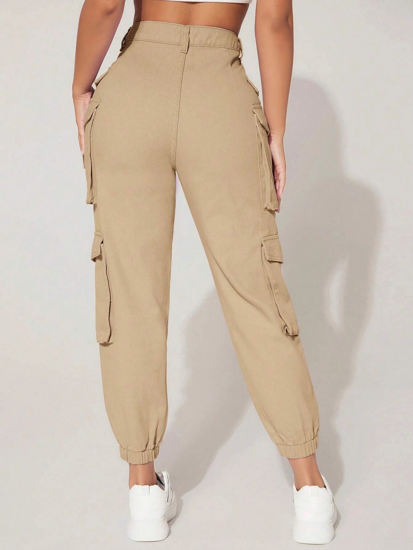 Plain Flap Pocket Cargo Jeans in Green #s-10 – pocket detail close-up