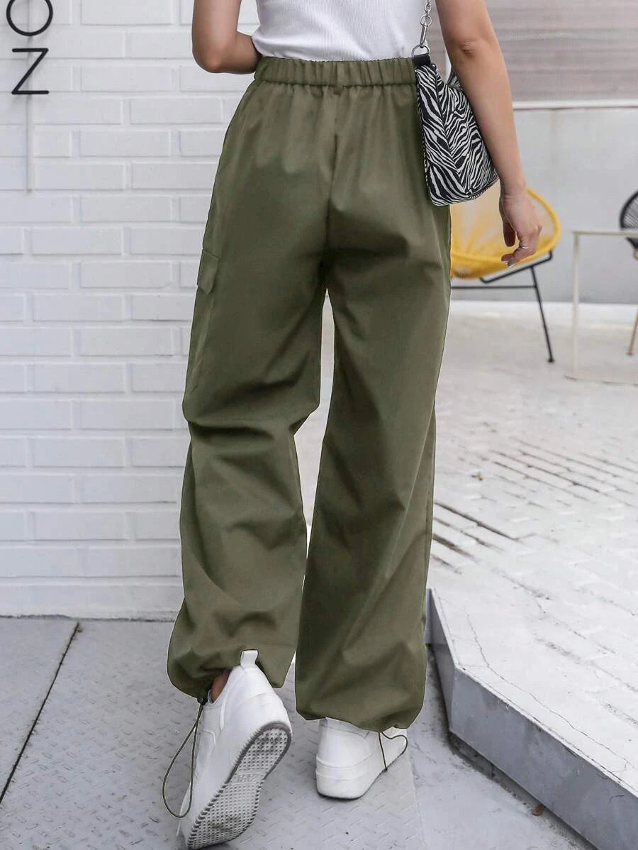 Casual Flap Pocket Drawstring Hem Cargo Pants – lifestyle view 15