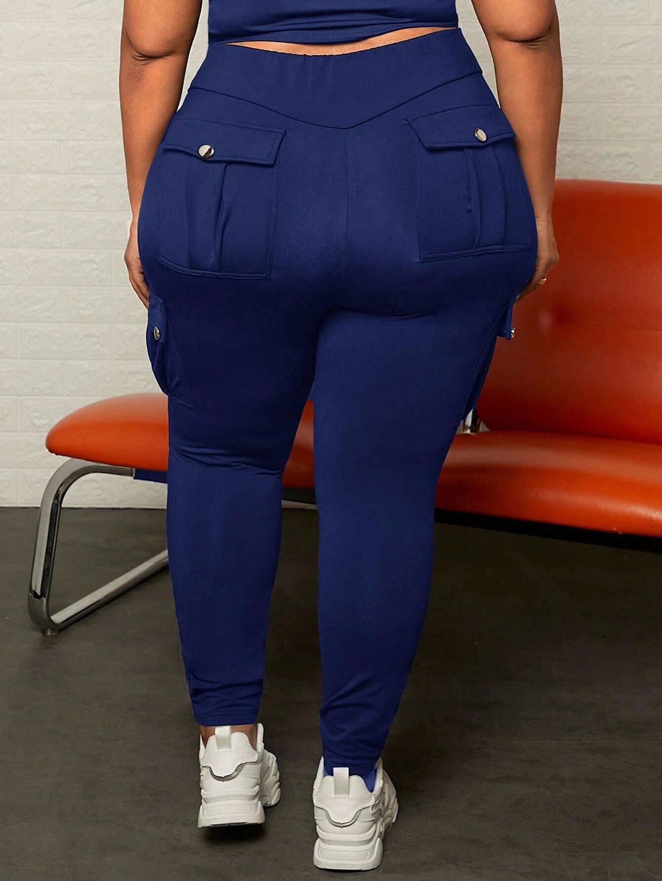 Flap Pocket Side Skinny Pants – model wearing view