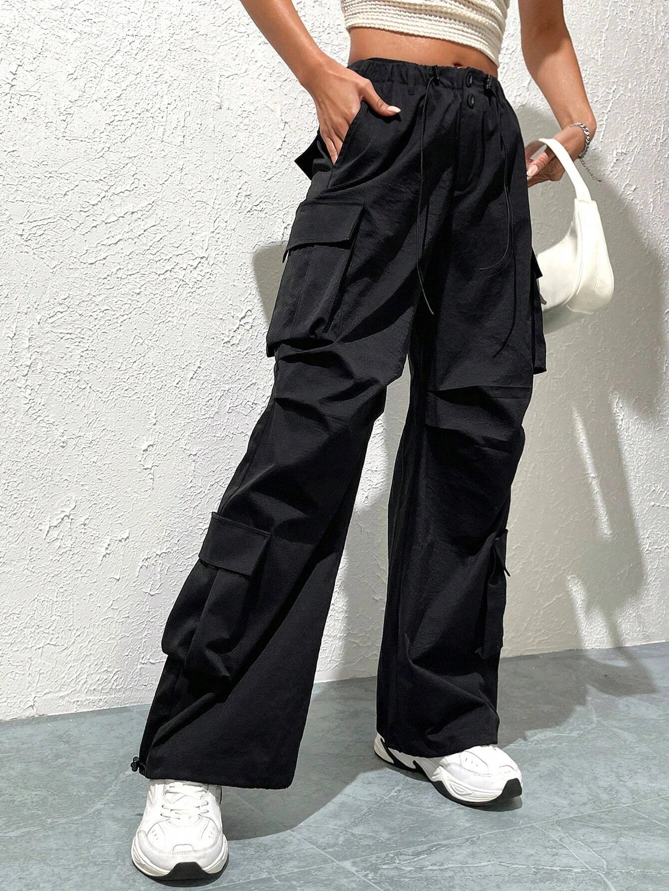 Flap Drawstring Pocket Side Cargo Pant – back view detail