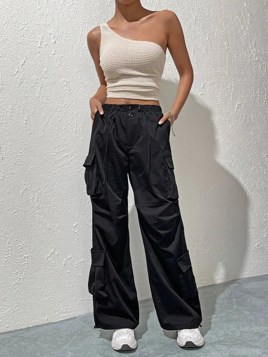 Trendy Solid Flap Side Pocket Cargo Pants – lifestyle view 11