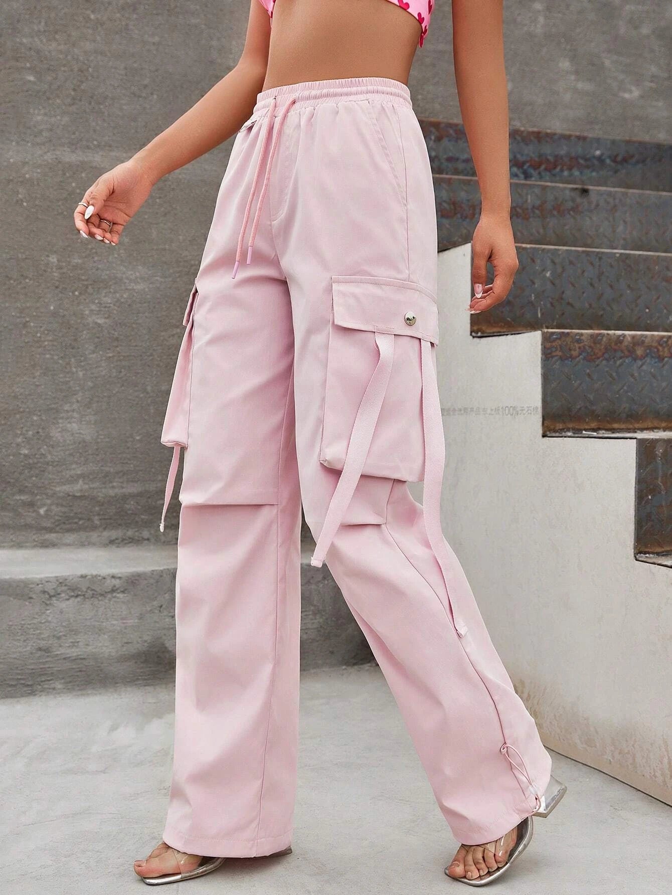 Loose Drawstring Parachute Pant – fit and style view