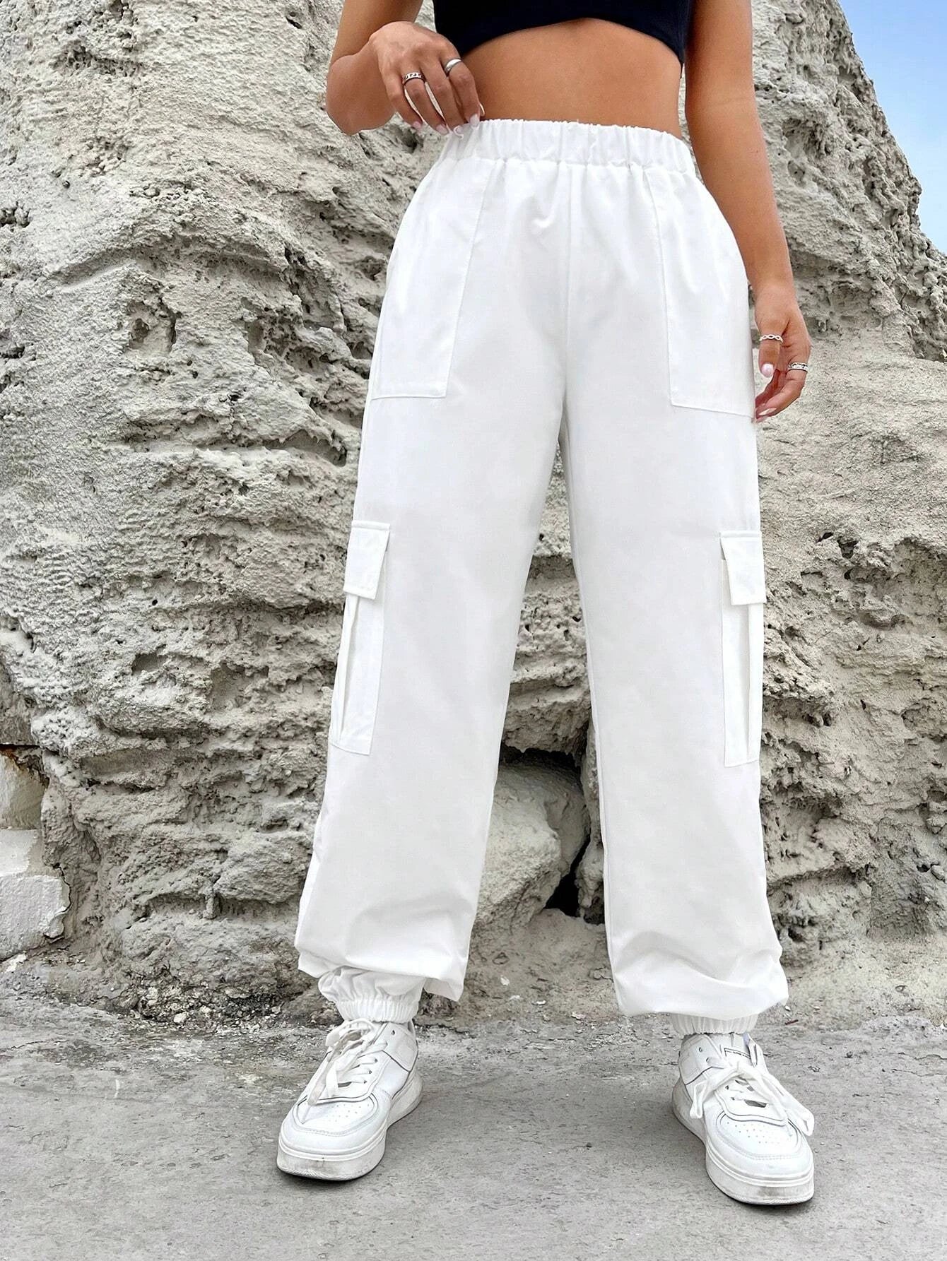 Comfort Waist Cargo Pants – pocket detail close-up