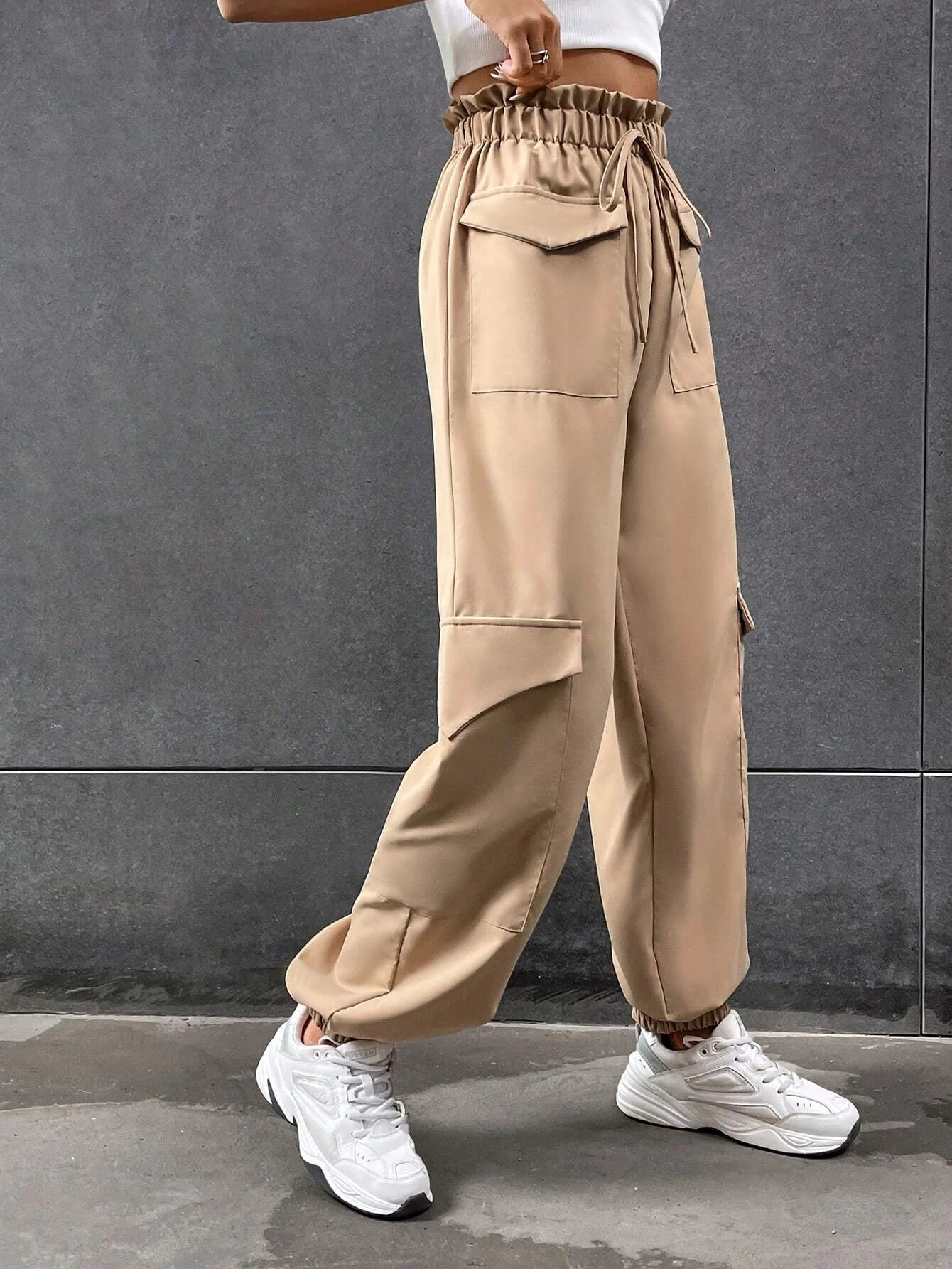 Elastic Knot Detail Pants With Pocket – full length outfit view