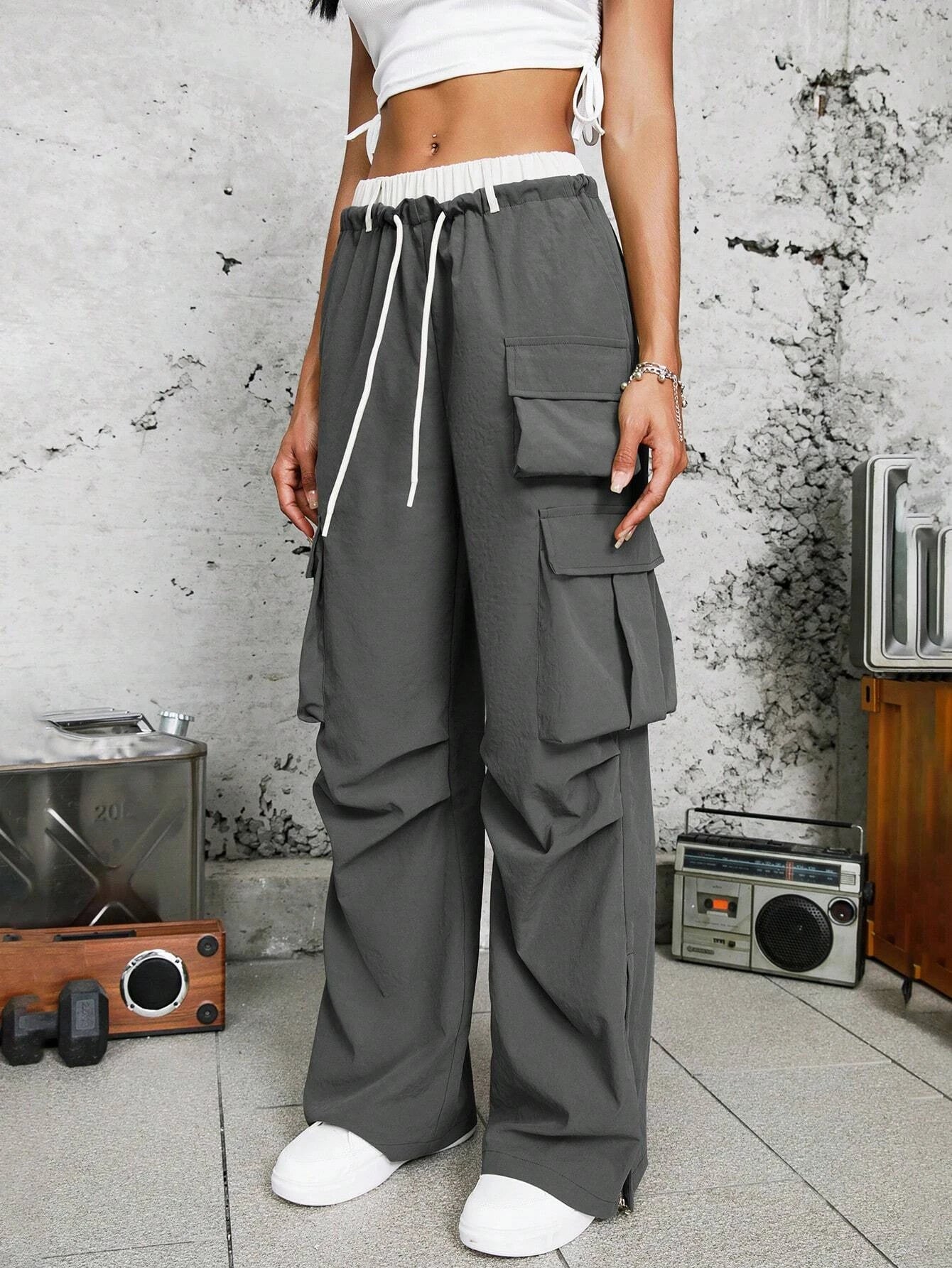 Ruched Drawstring Cargo Pant – waistband detail