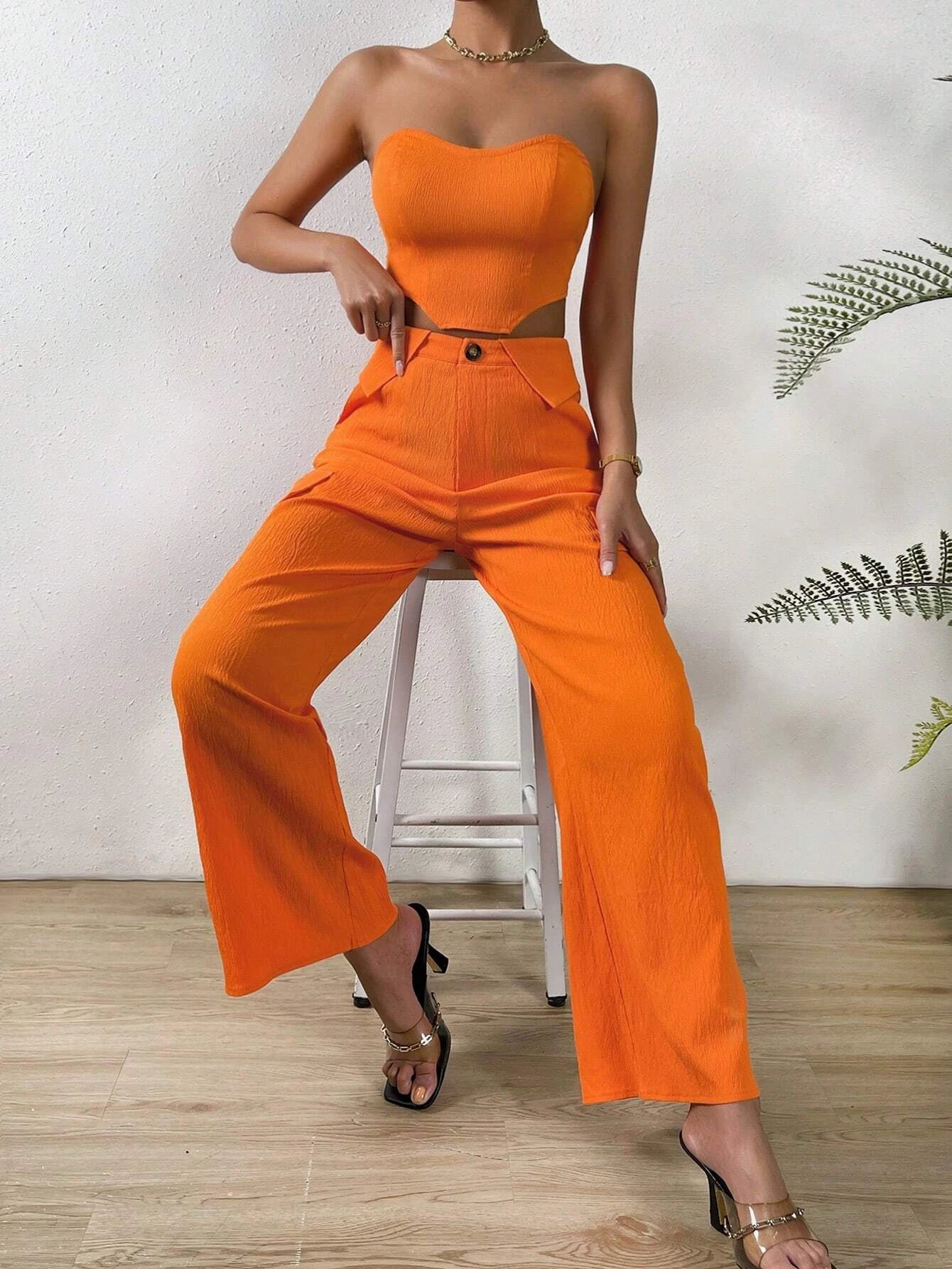 Solid Tube Top And Flap Pocket Side Cargo Pants – waistband detail