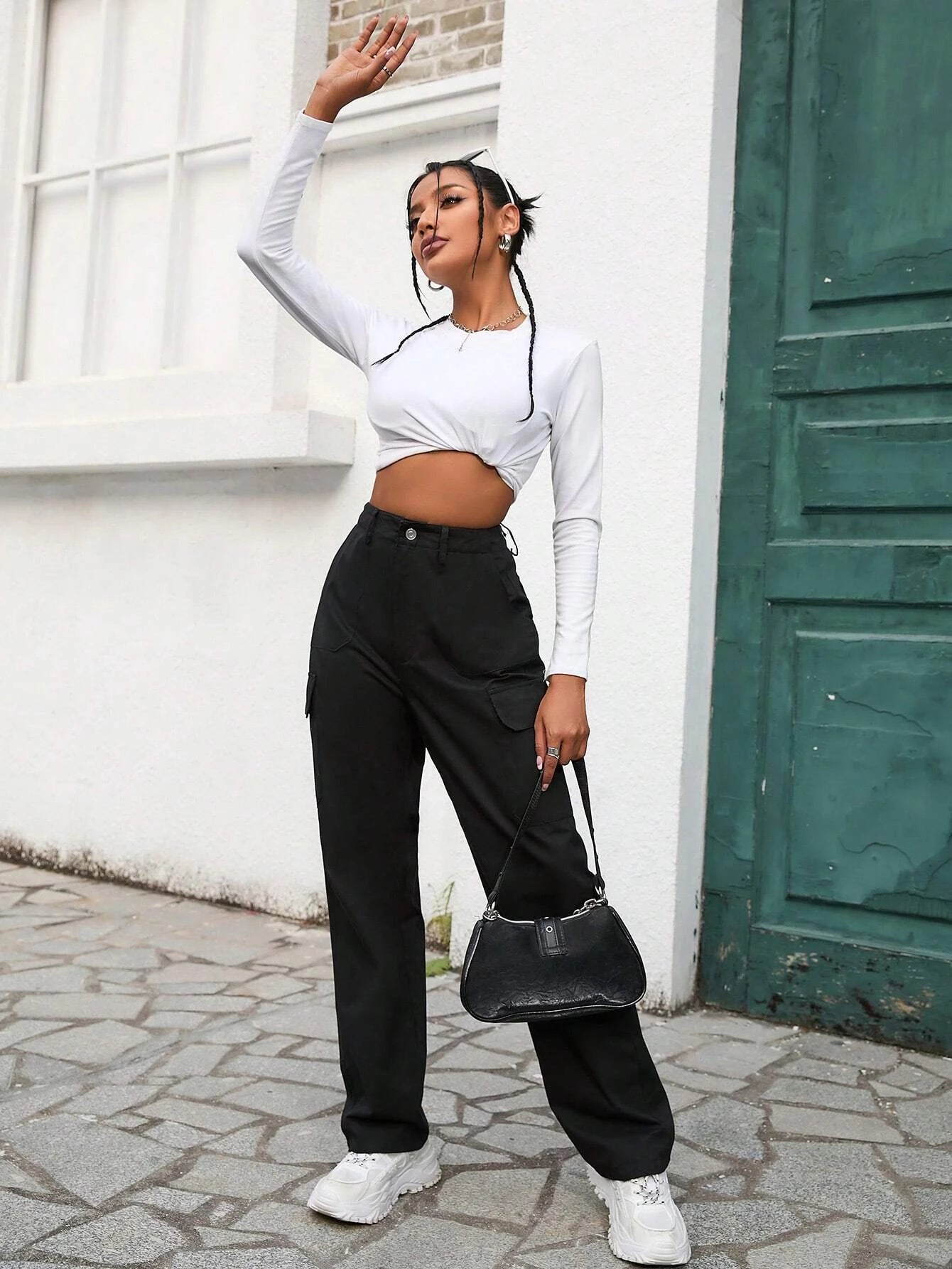 Casual Flap Side Pocket Cargo Pants Style 12 – pocket detail close-up