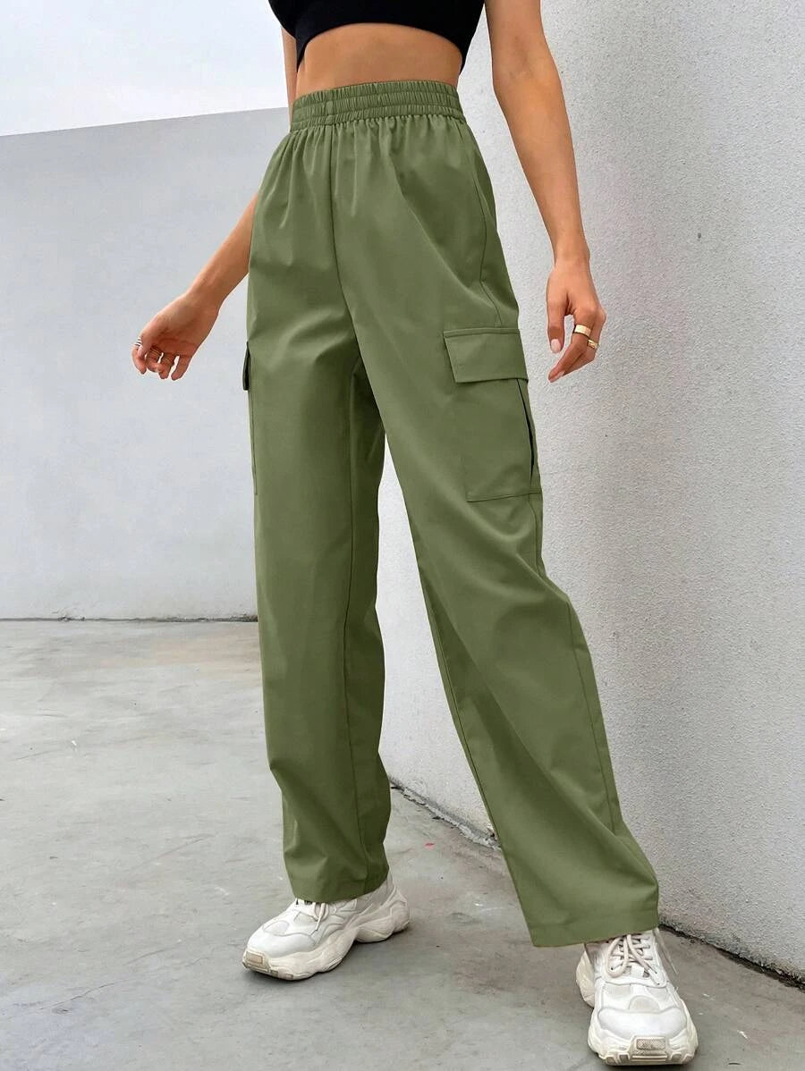 Easy Wear Flap Pocket Cargo Pants – back view detail