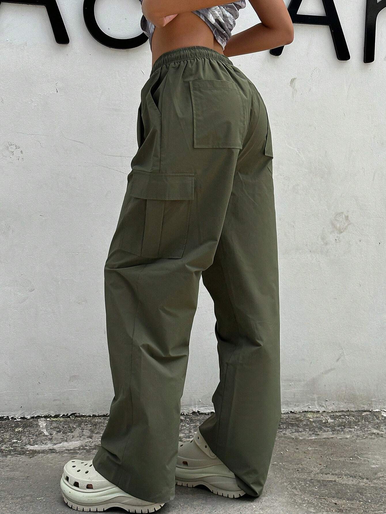 Drawstring Cargo Pant – waistband detail