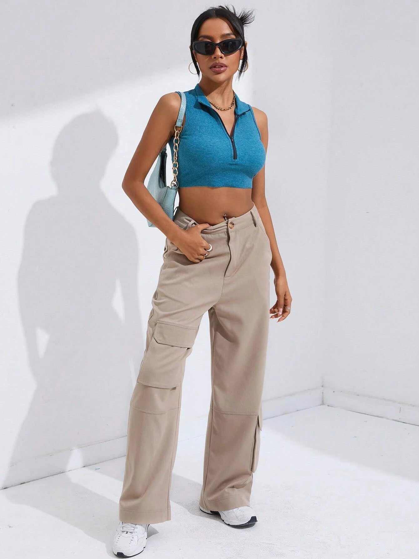 Casual Flap Pocket Cargo Pants Style 5 – pocket detail close-up