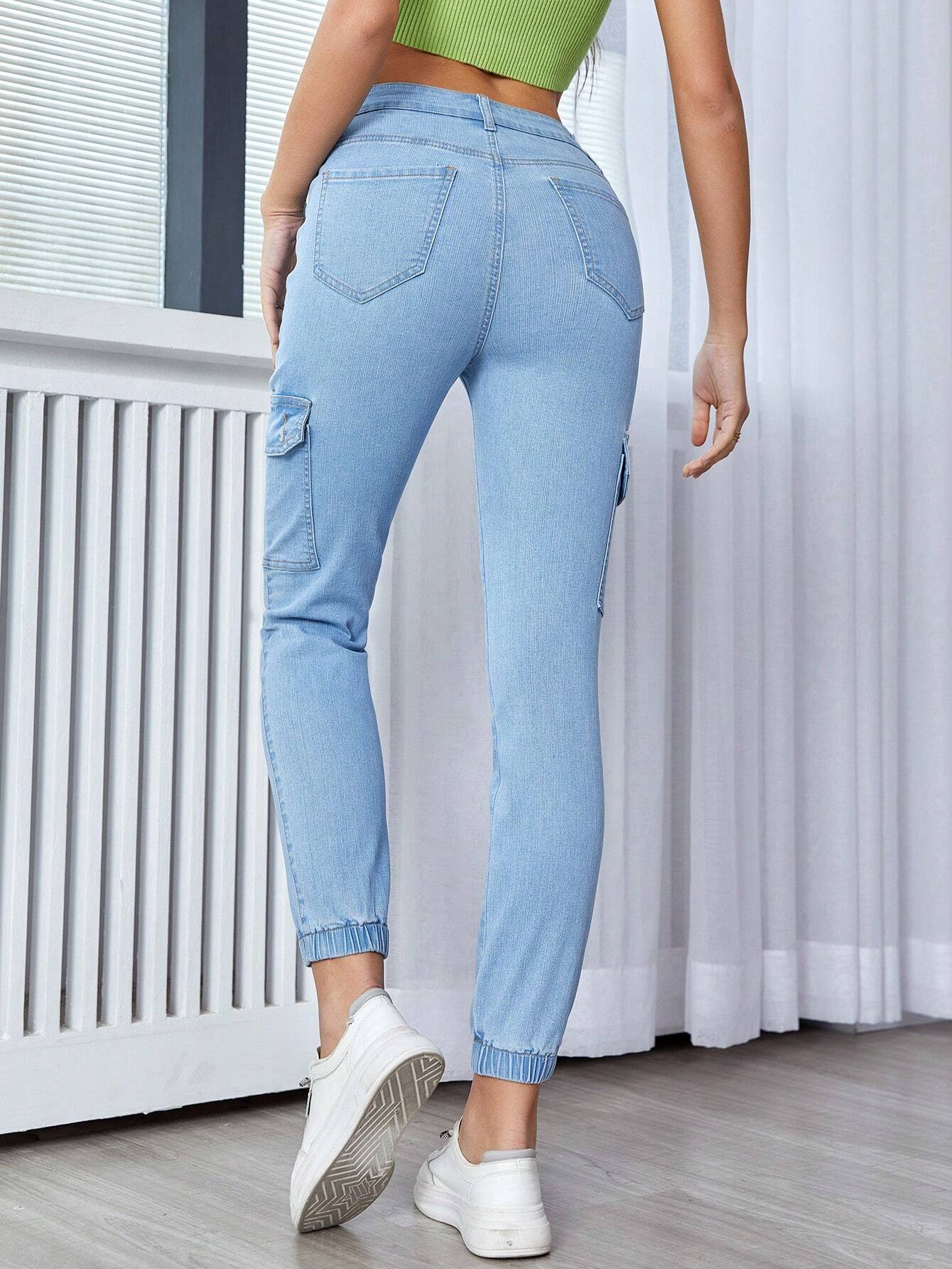 Ripped Flap Pocket Side Cargo Jean – back view detail