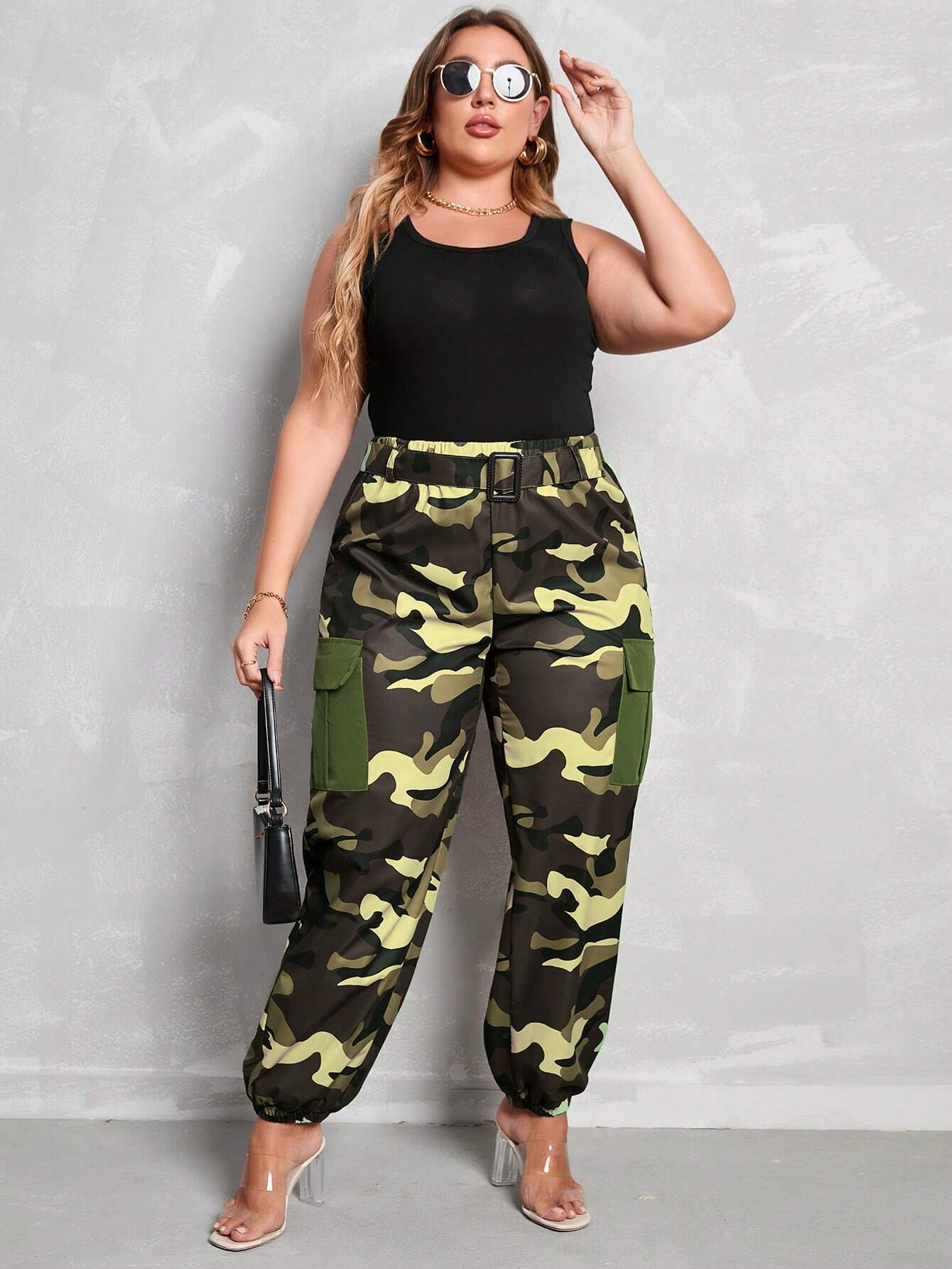 Camo Print Flap Pocket Cargo Pants – side profile view