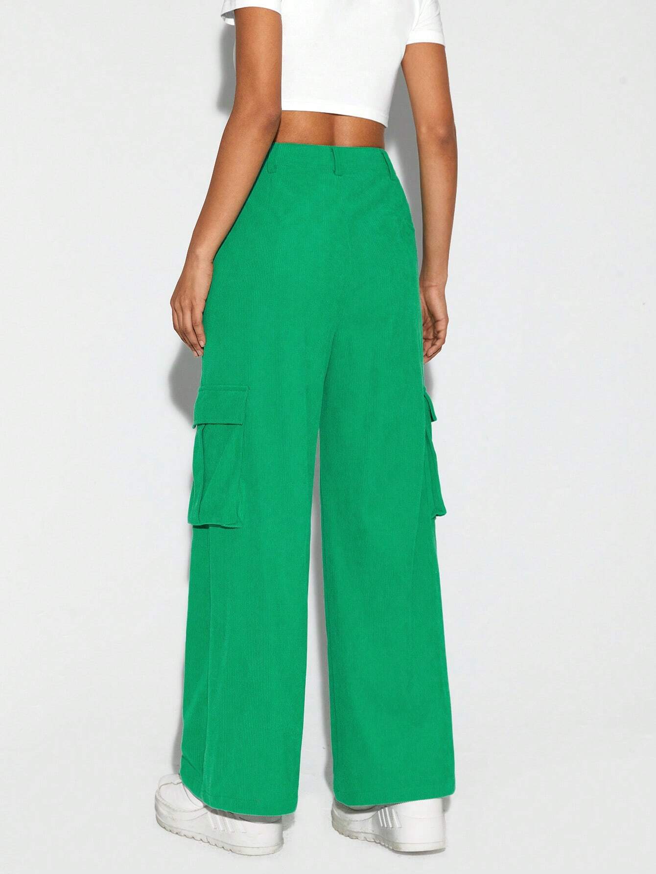 Pants With Functional Flap Pocket Sides – back view detail