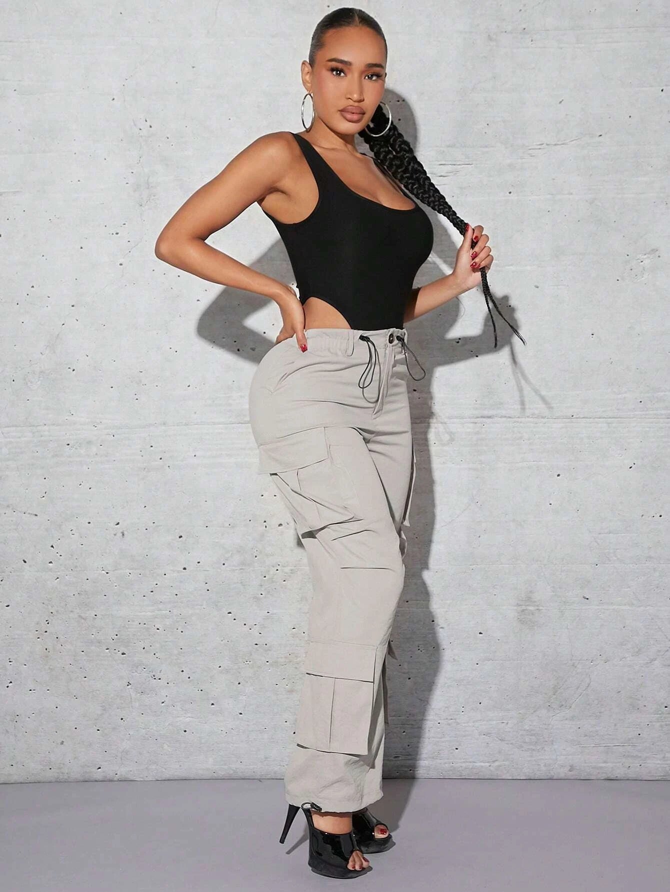 Drawstring Flap Pocket Cargo Pant – full length outfit view