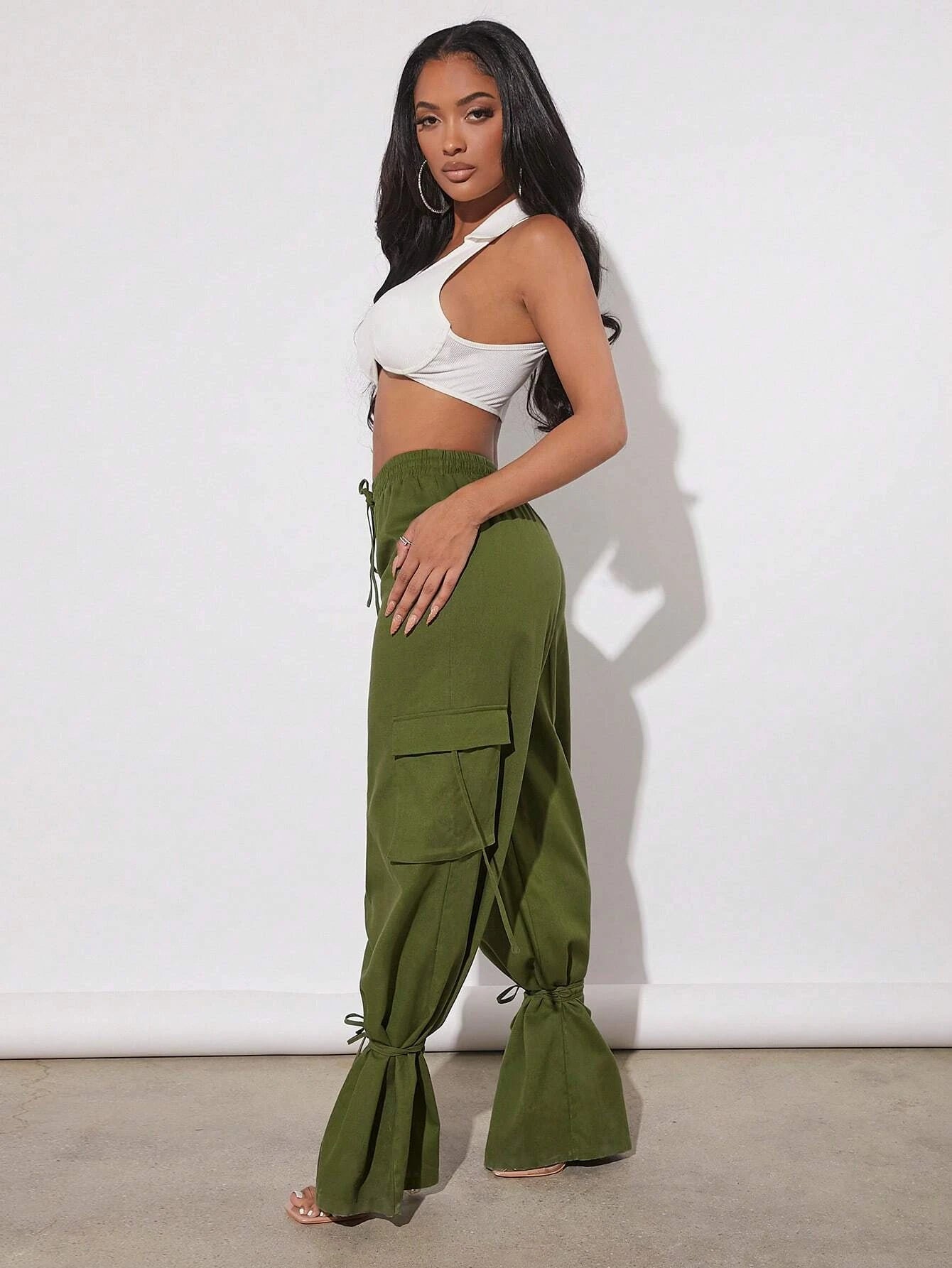 Drawstring Flap Pocket Side Cargo Pants Style 1 – back view detail