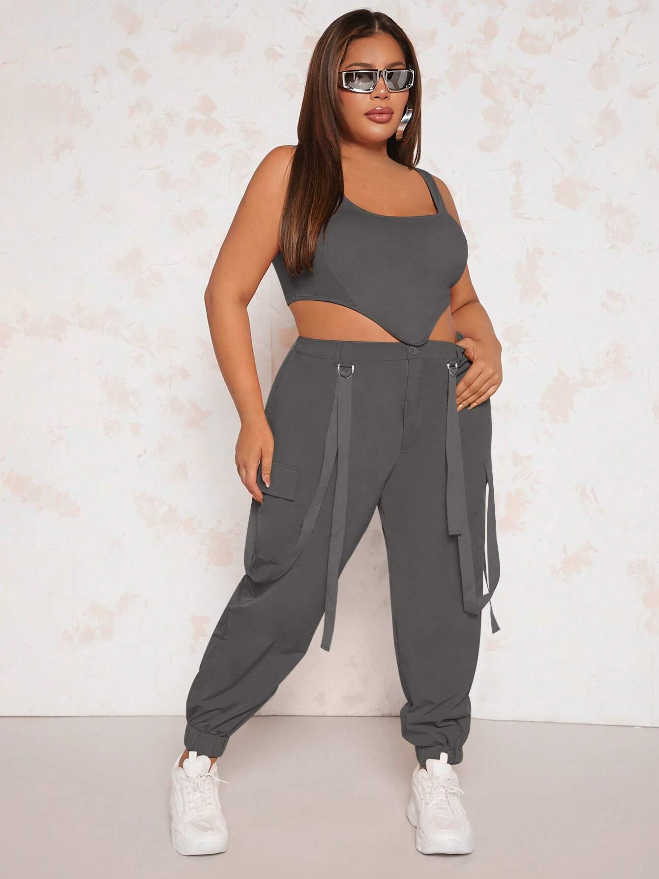Asymmetrical Hem Tank Top And Flap Pocket Cargo Pants – back view detail