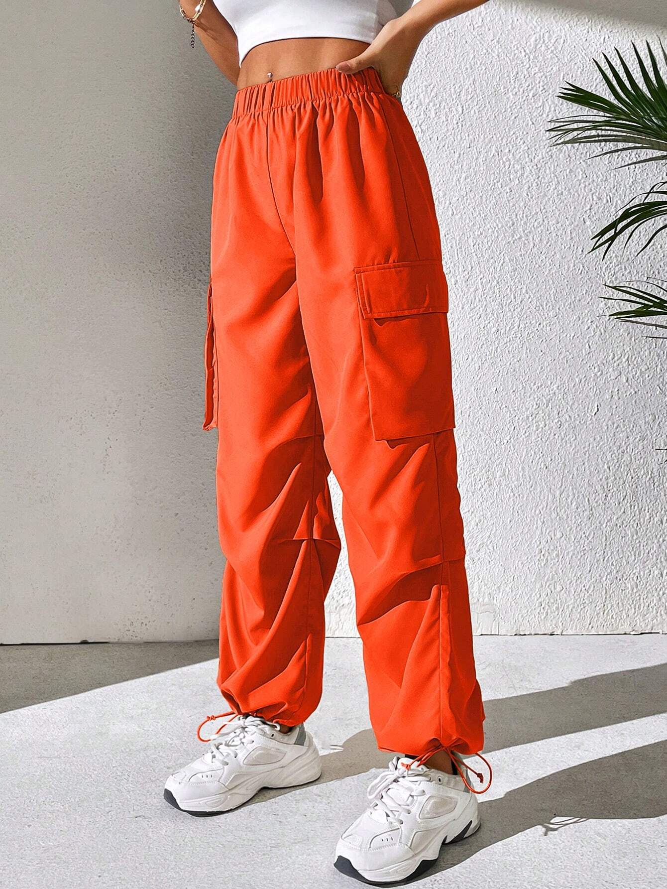 Flap Pocket Side Drawstring Hem Cargo Pants in Black #ts-5 – full length outfit view
