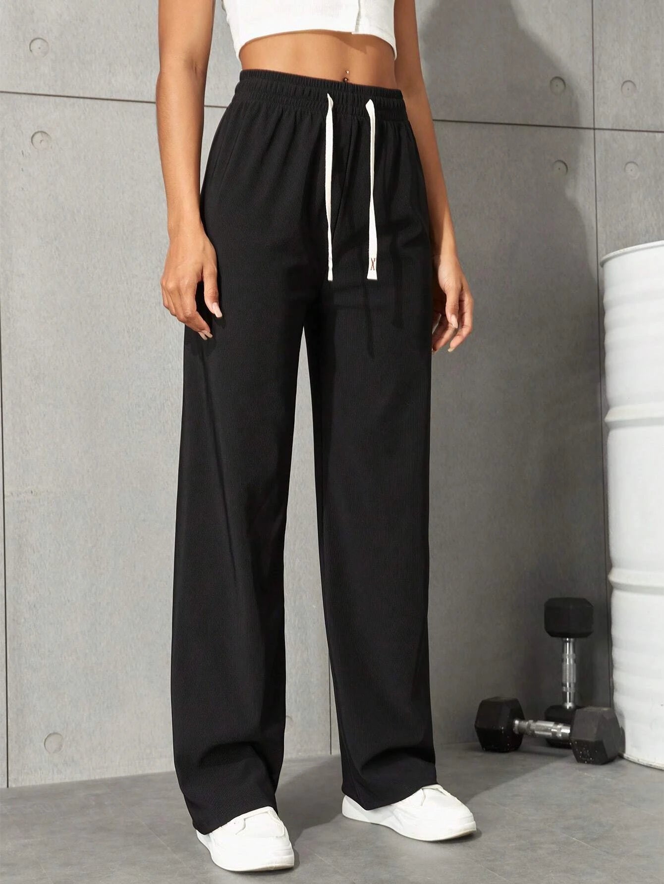 Drawstring Waist Flap Pocket Wide Leg Cargo Pants – waistband detail