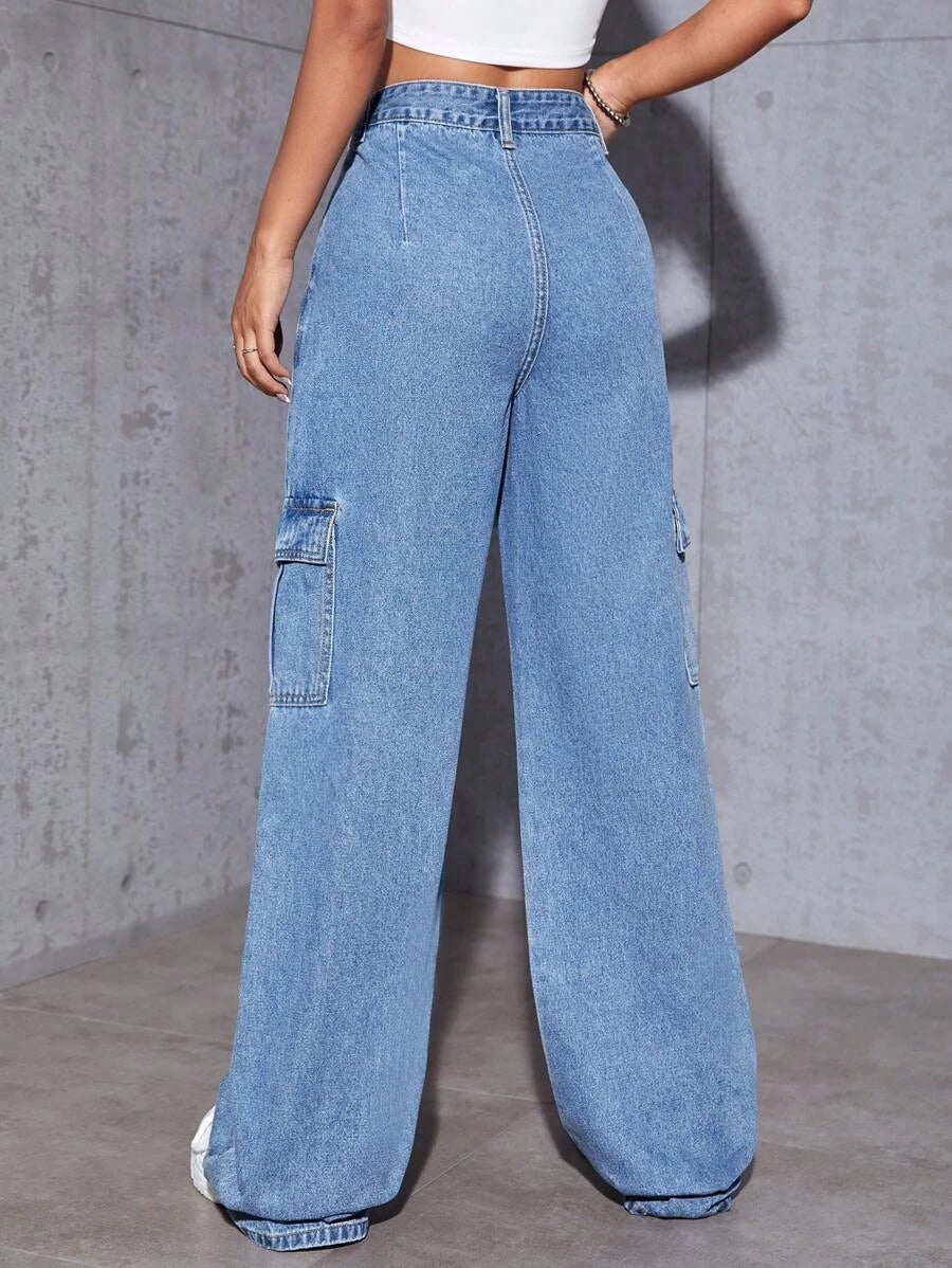 Tall Flap Pocket Cargo Jeans in Black – waistband detail