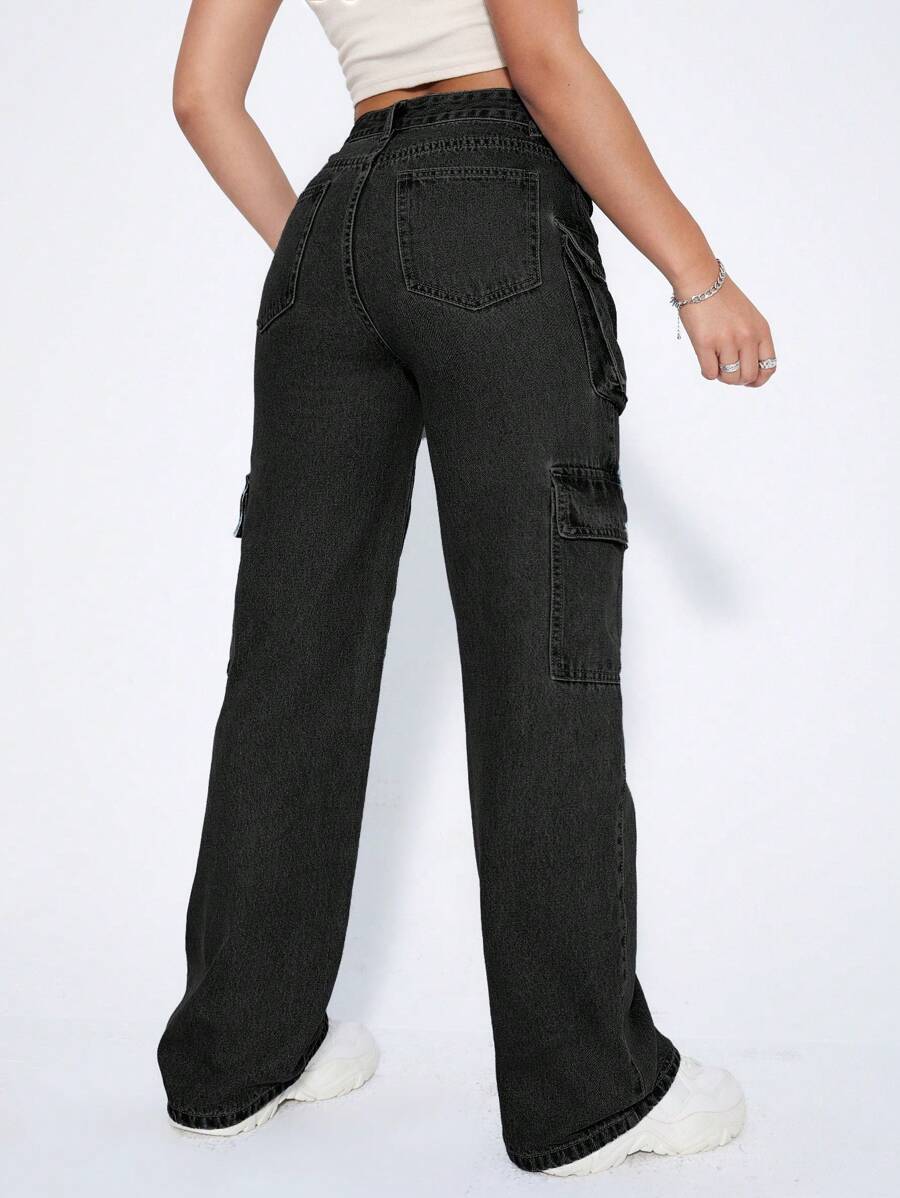 High Waist Flap Pocket Cargo Jeans in Black – side profile view
