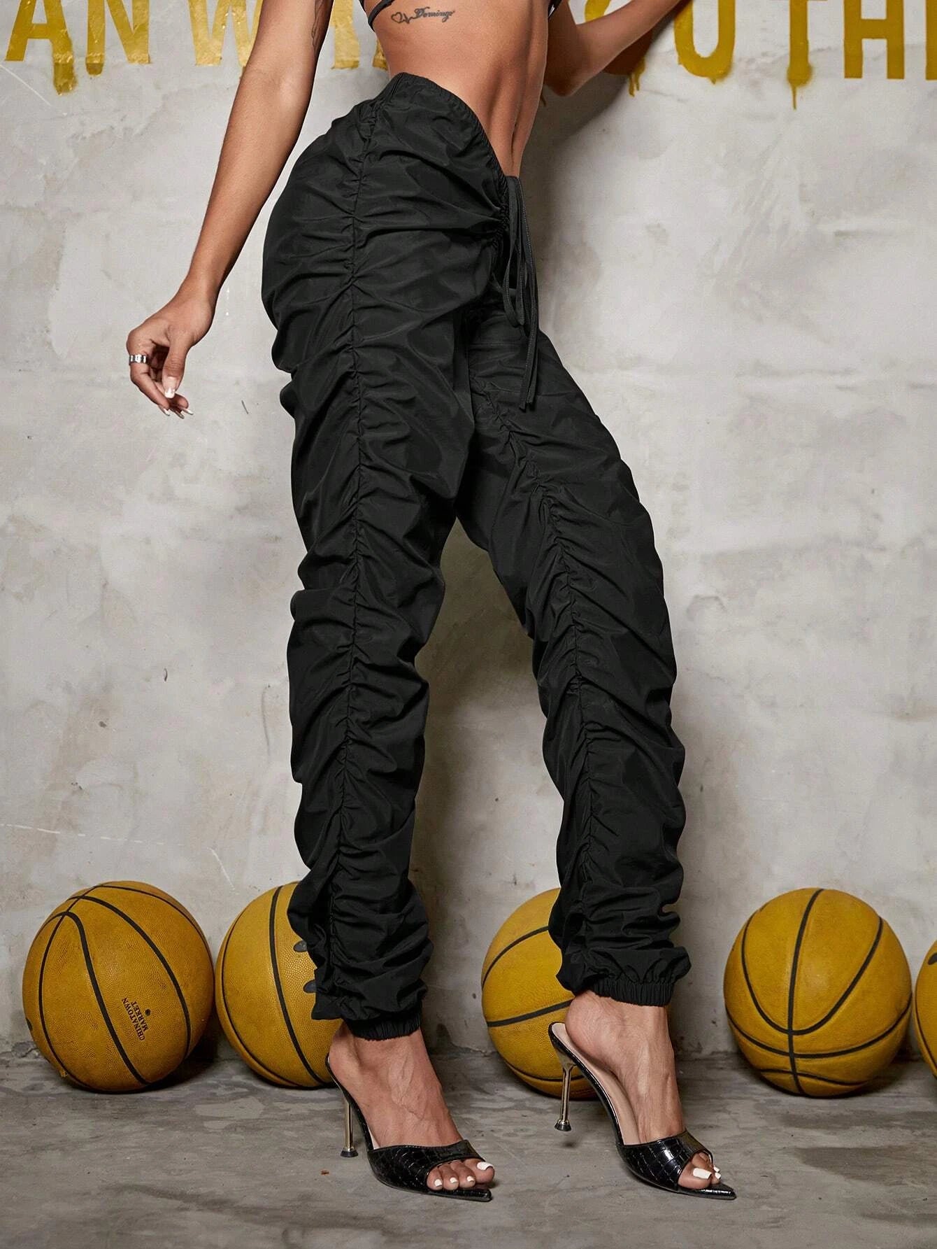 Drawstring Cargo Jogger Pants – waistband detail