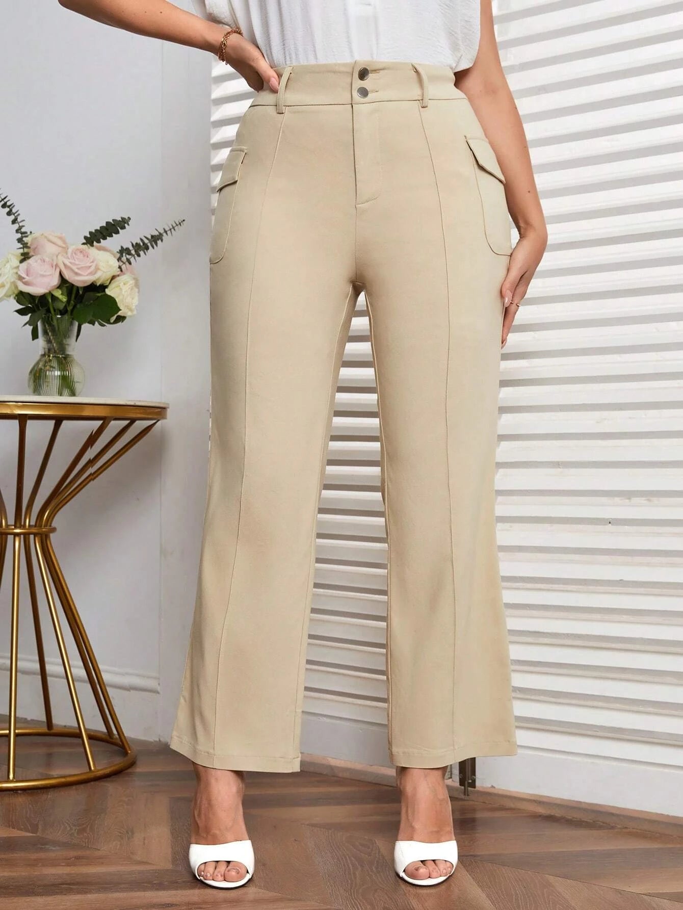 High Rise Cargo Pants With Flap Pocket – pocket detail close-up