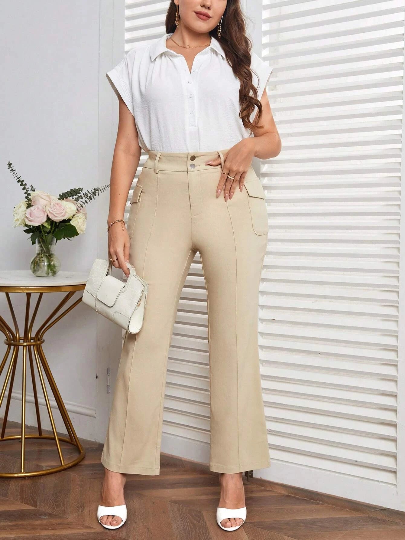 High Rise Cargo Pants With Flap Pocket – back view detail