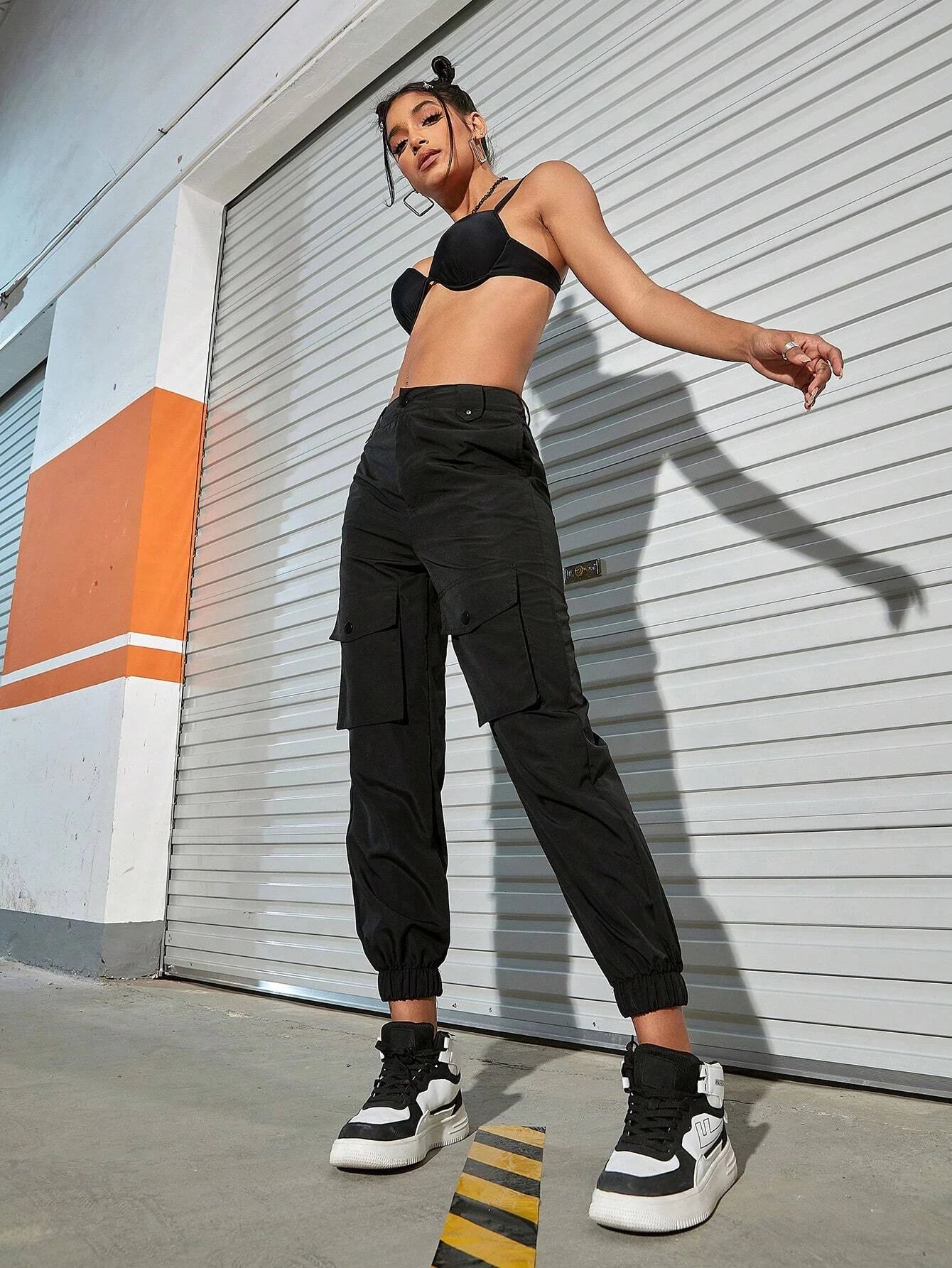 Solid Colored Flap Pocket Cargo Jogger Pant – pocket detail close-up