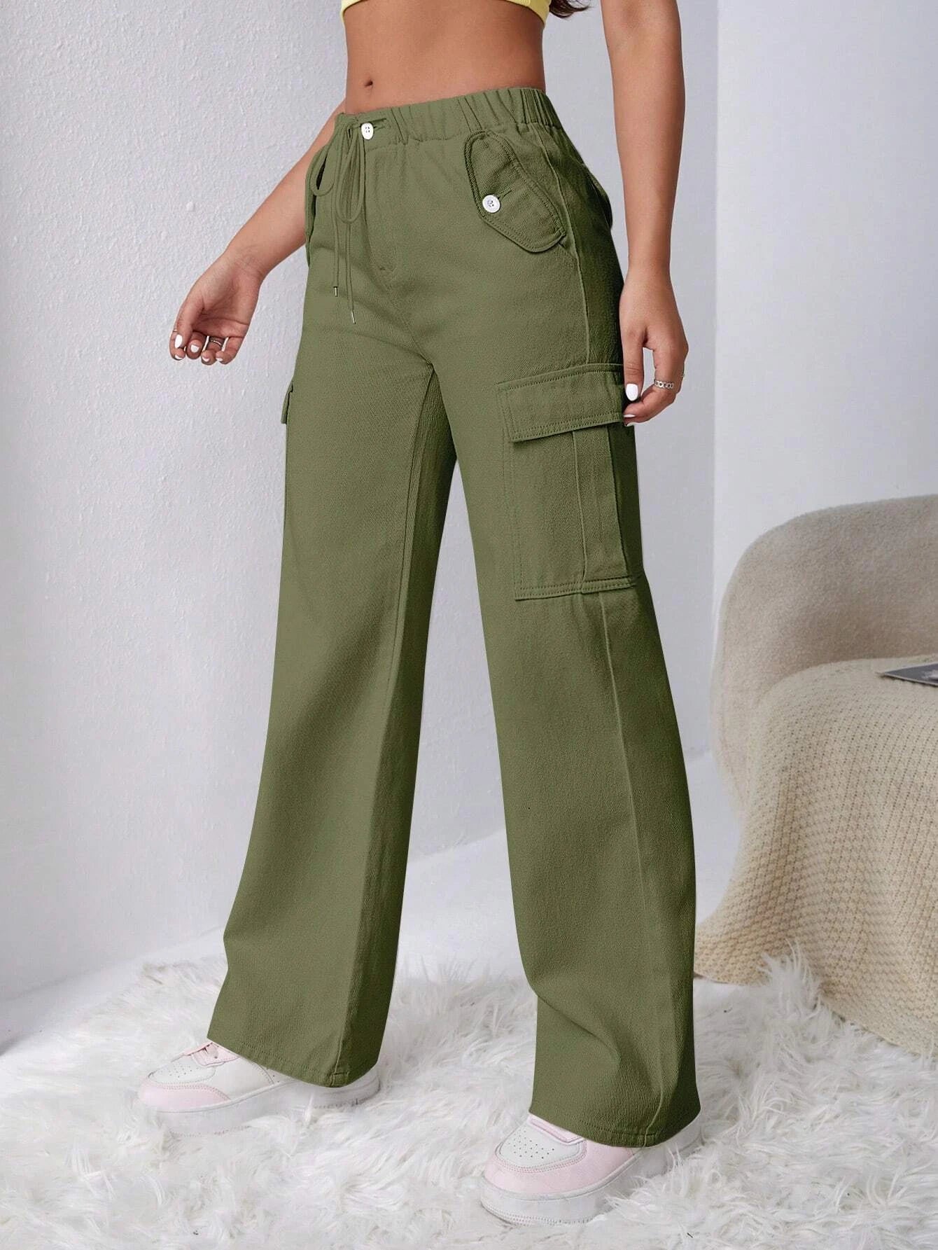 Side Drawstring Flap Pocket Cargo Pants – pocket detail close-up