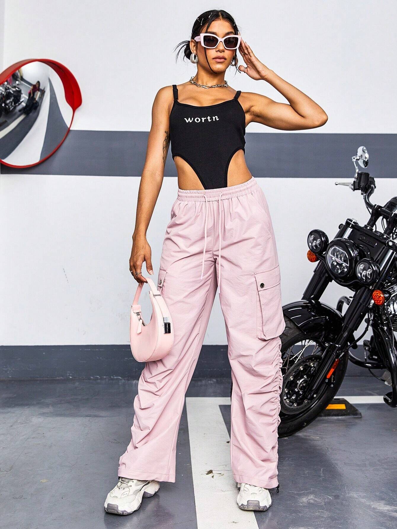 Casual Waist Pocket Cargo Pants – pocket detail close-up