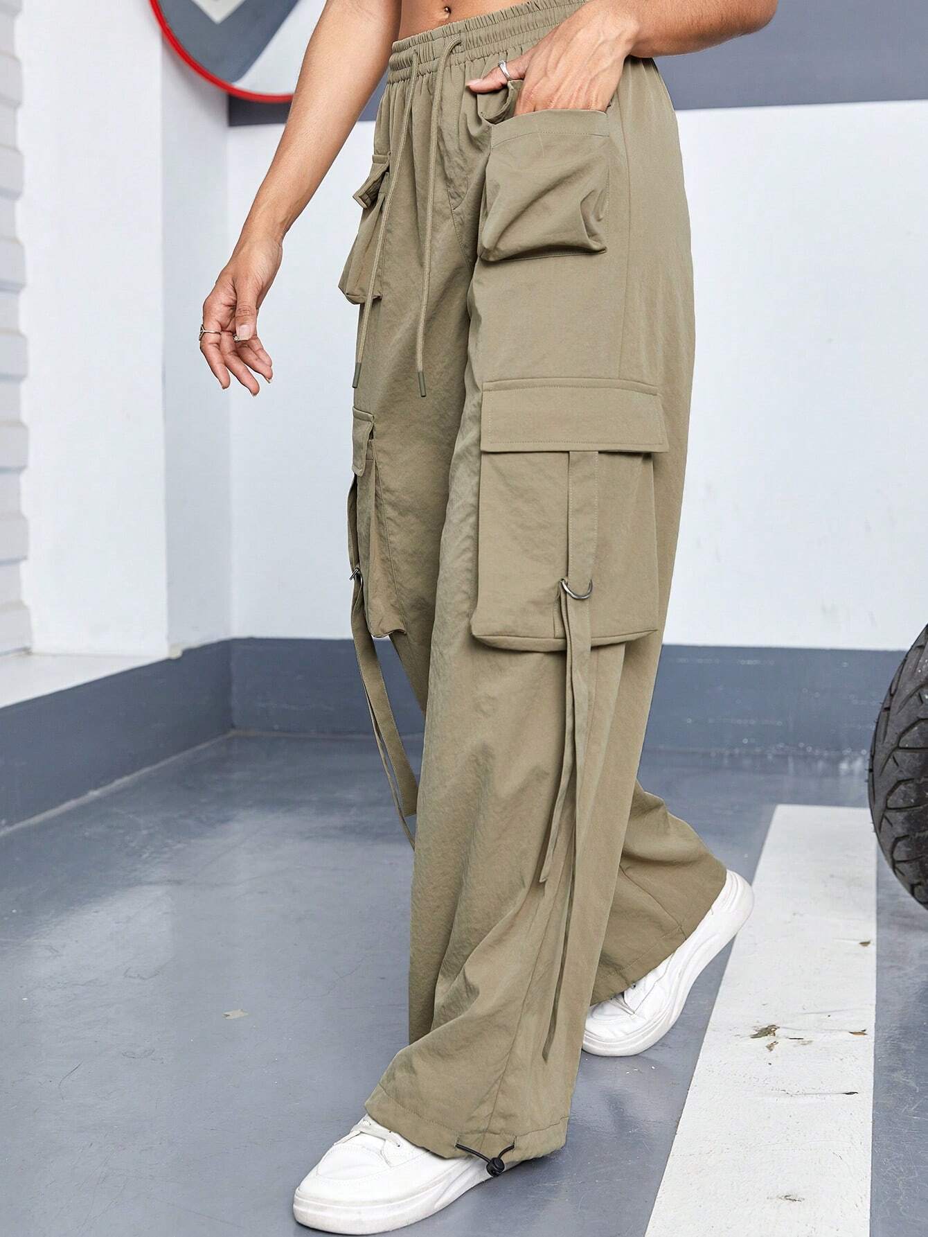 Casual Flap Side Pocket Cargo Pants Style 2 – waistband detail