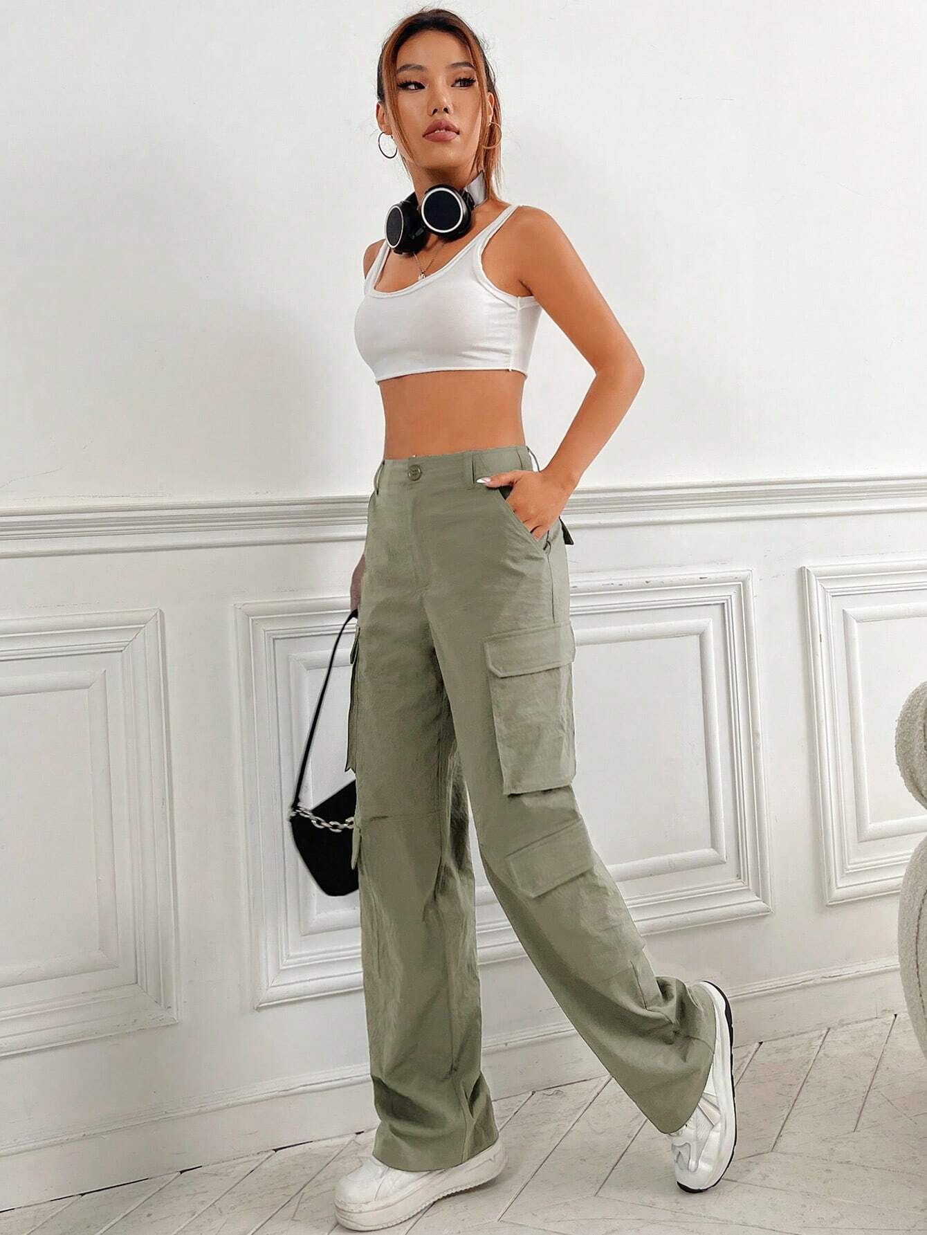 Flap Pocket Non Stretch Cargo Pants – fabric detail close-up