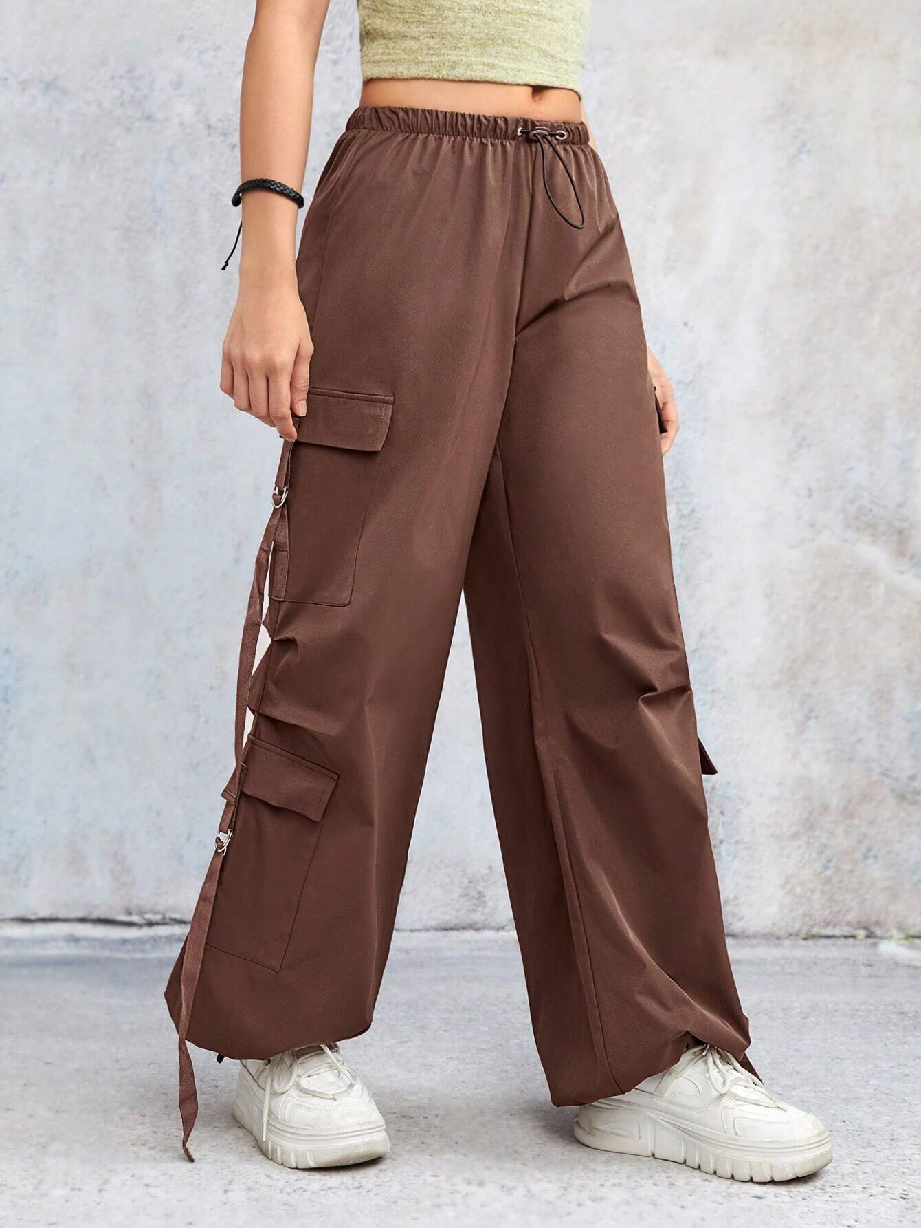Casual Waist Flap Cargo Pants – pocket detail close-up