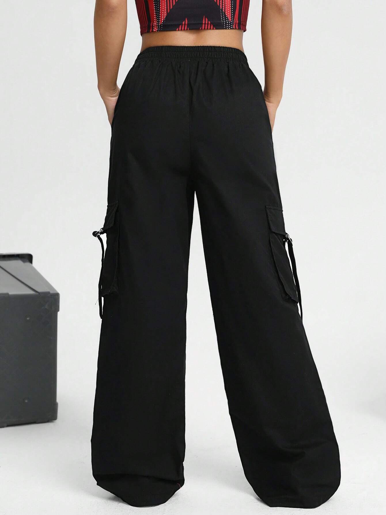 Elastic Waist Long-Length Woven Pants – pocket detail close-up