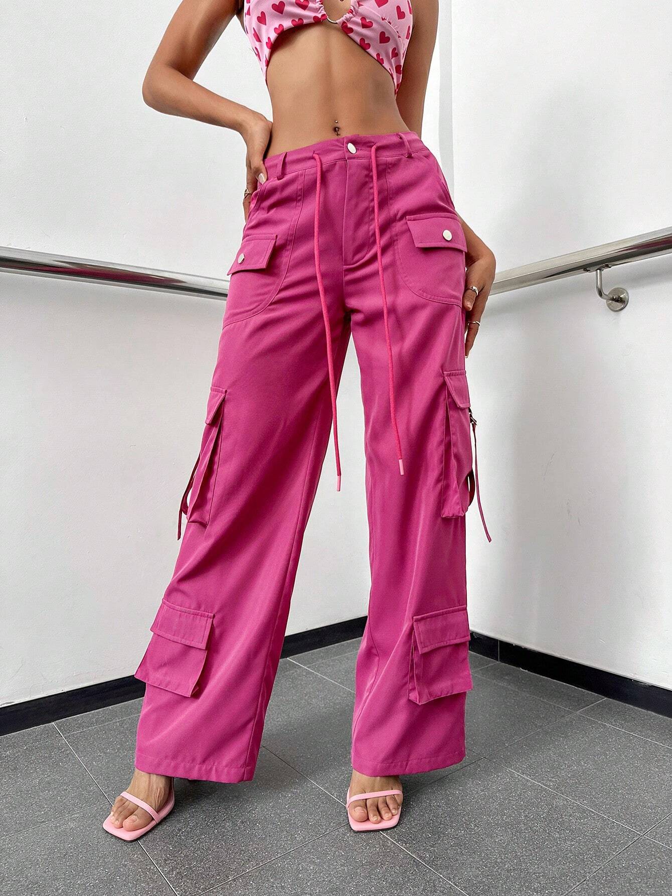 Flap Side Pocket Plain Cargo Pants – pocket detail close-up