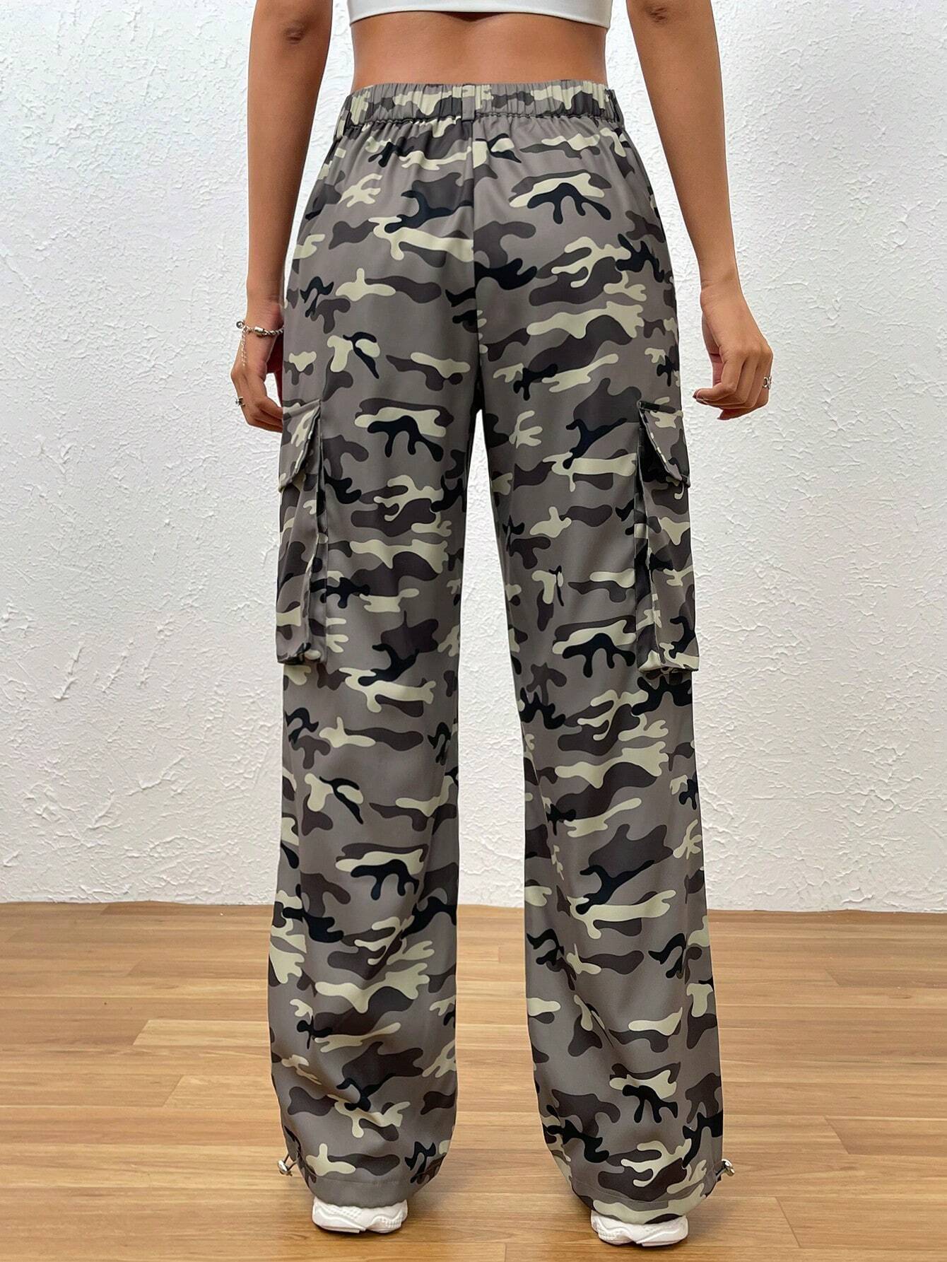 Camo Print Flap Pocket Cargo Pants in Black – back view detail