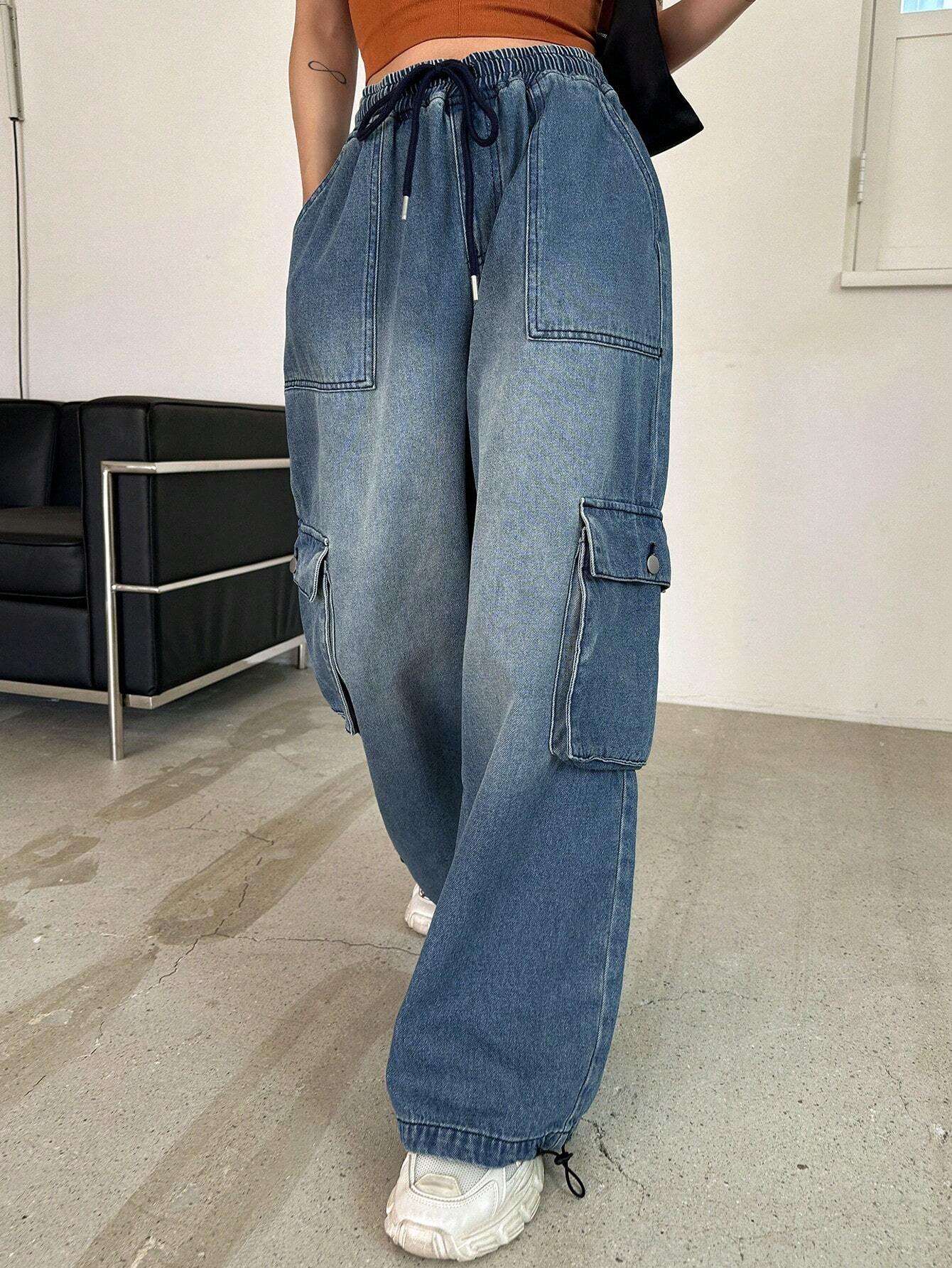 Drawstring Flap Pocket Side Cargo Pants – back view detail
