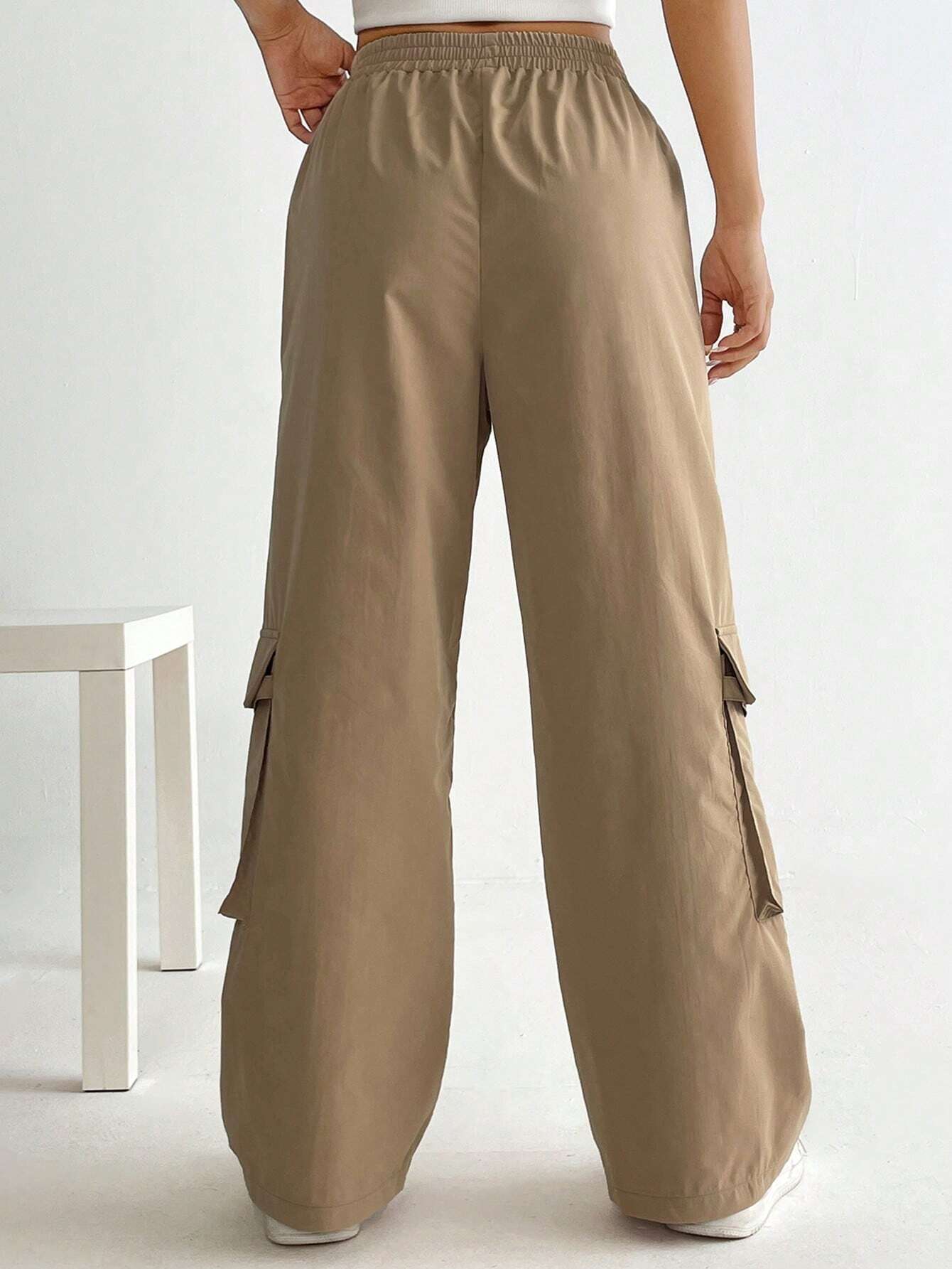 Flap Pocket Drawstring Cargo Pants Style 3 – pocket detail close-up