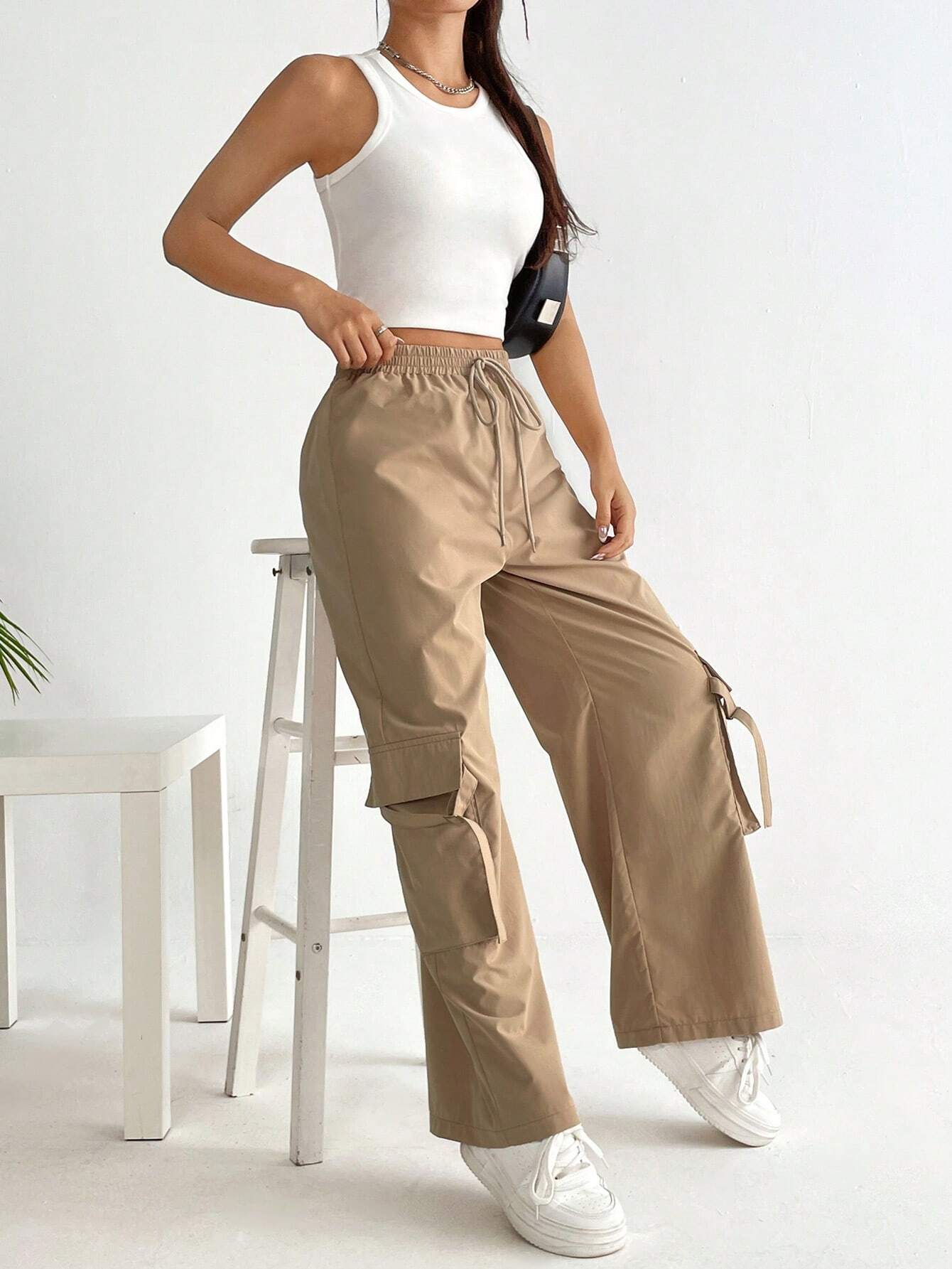 Flap Pocket Drawstring Cargo Pants Style 3 – side profile view