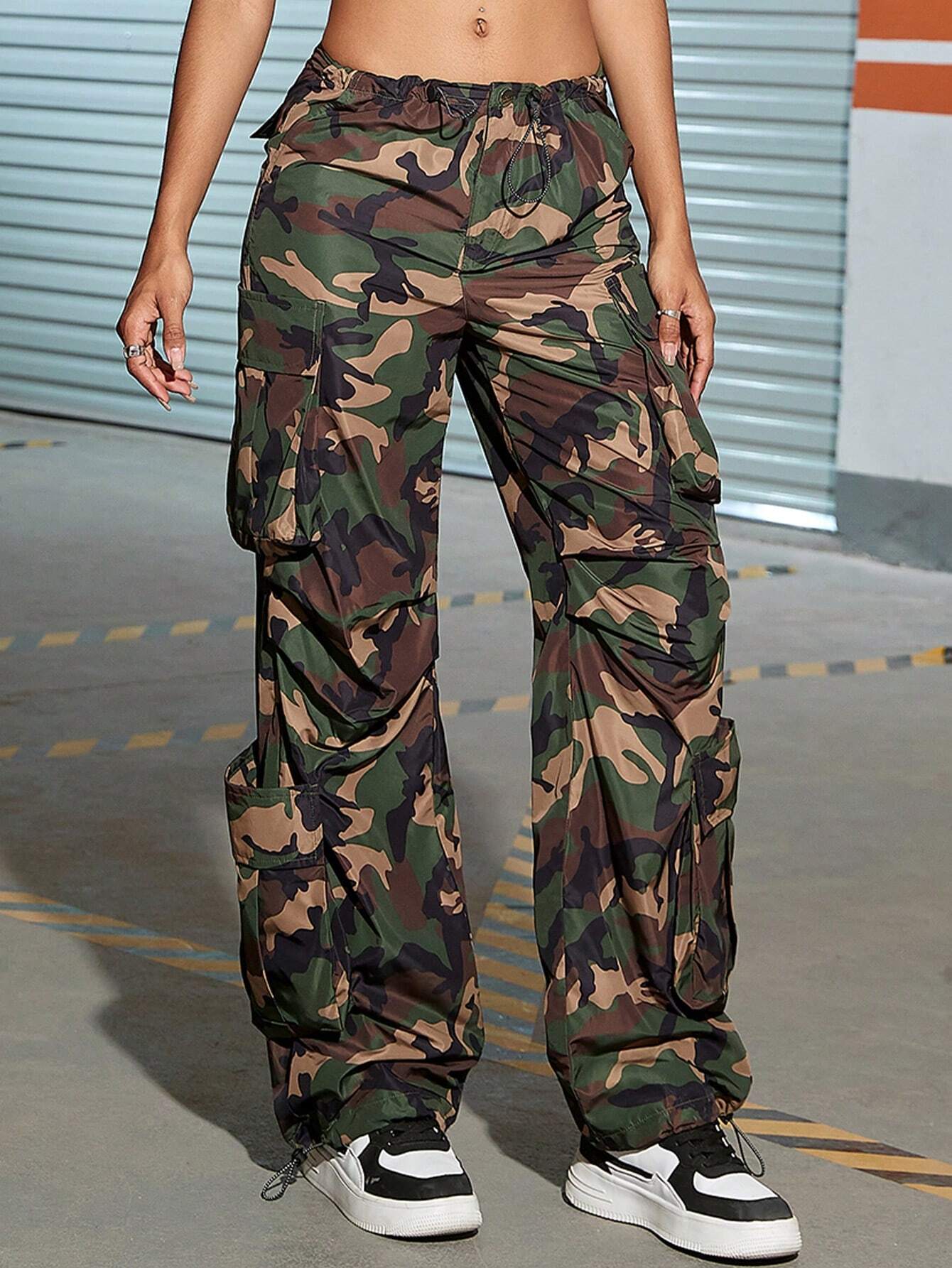 Camo Printed Ruched Cargo Pants – back view detail