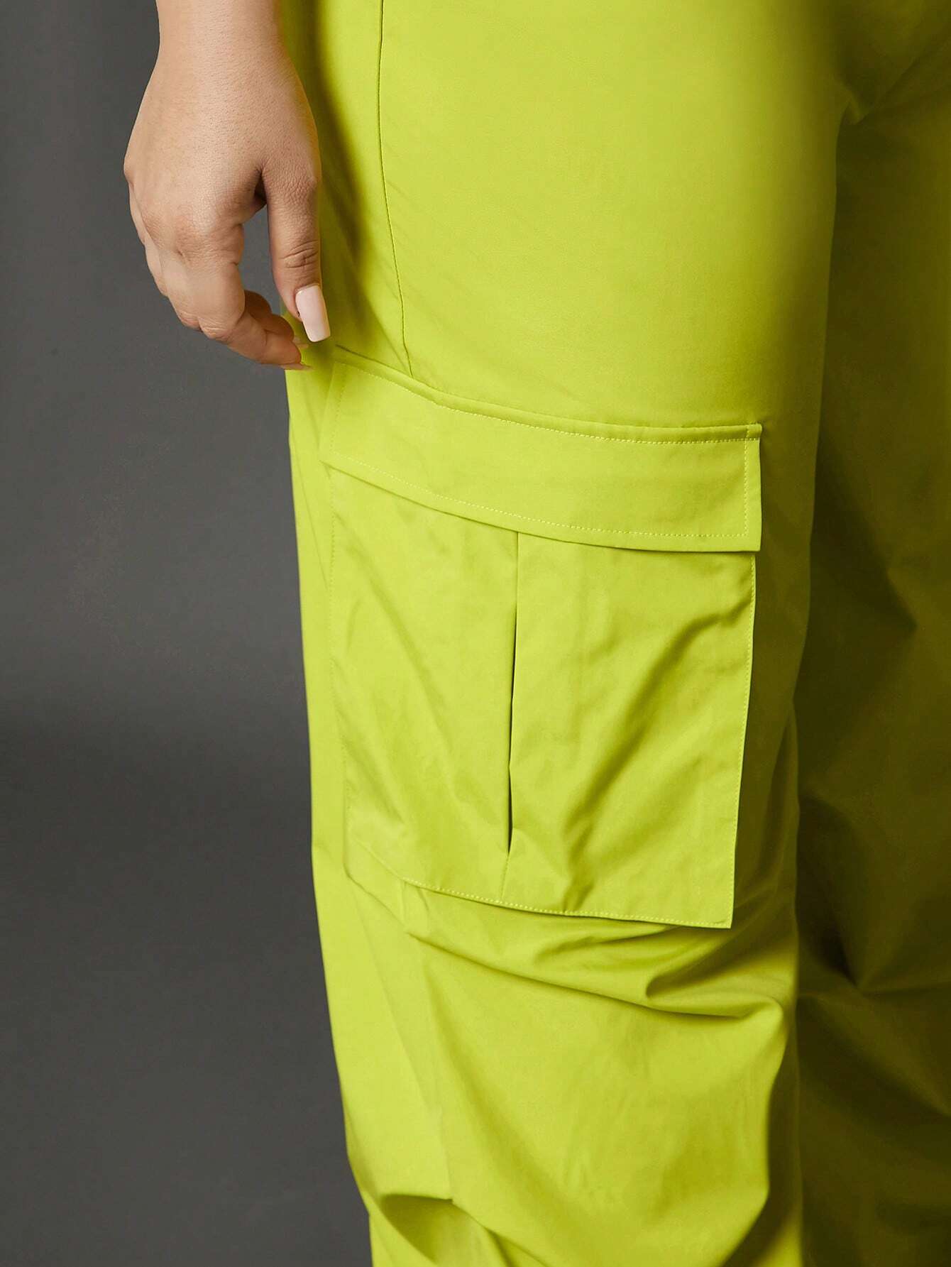 Crop Tee And Drawstring Waist Cargo Pants – side profile view