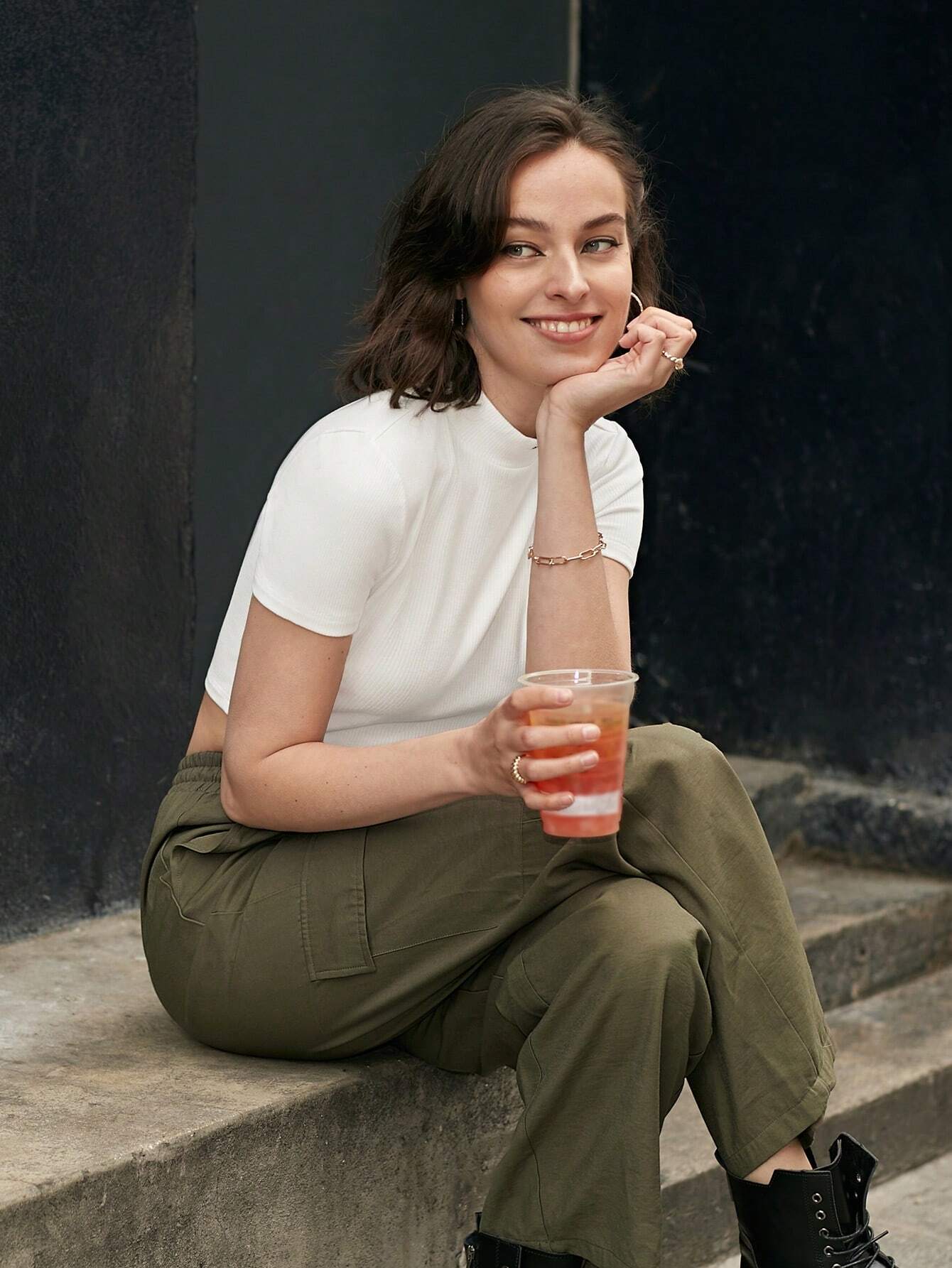 Woven Waistline Cargo Pants – model wearing view