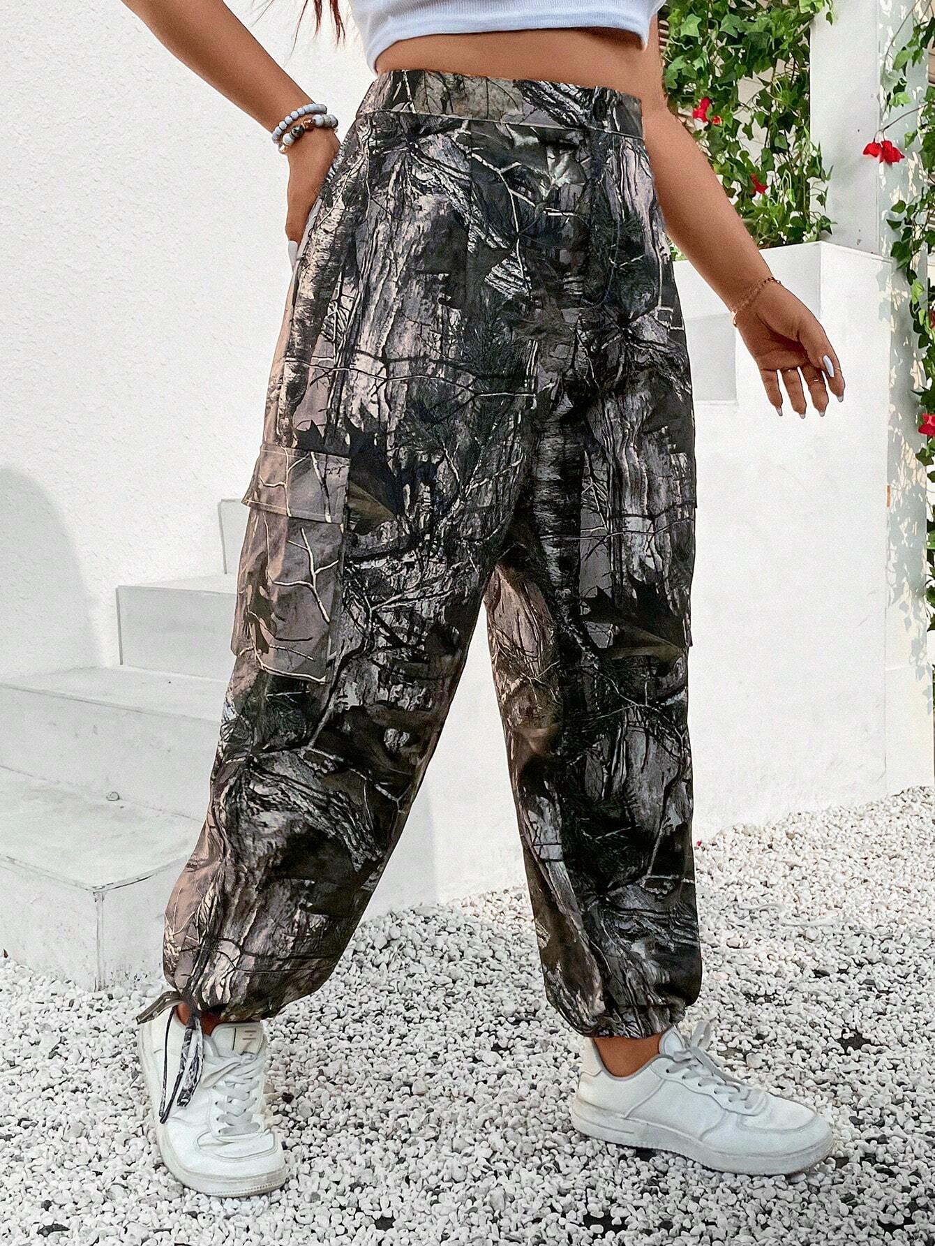 Allover Print Drawstring Hem Cargo Pants – side profile view