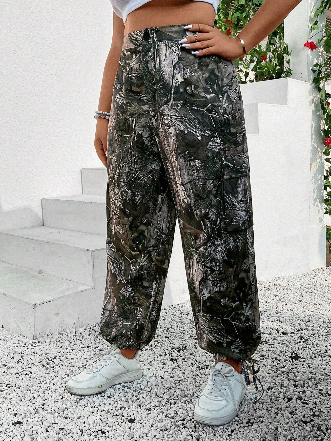 Allover Print Drawstring Hem Cargo Pants – full length outfit view