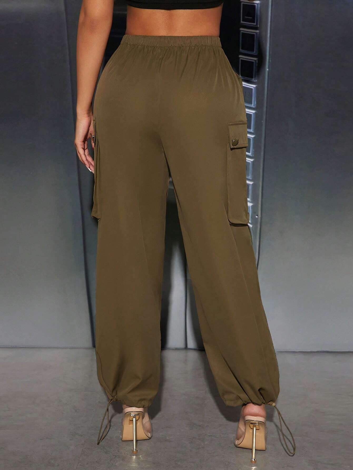 Drawstring Knot Cargo Pants – waistband detail