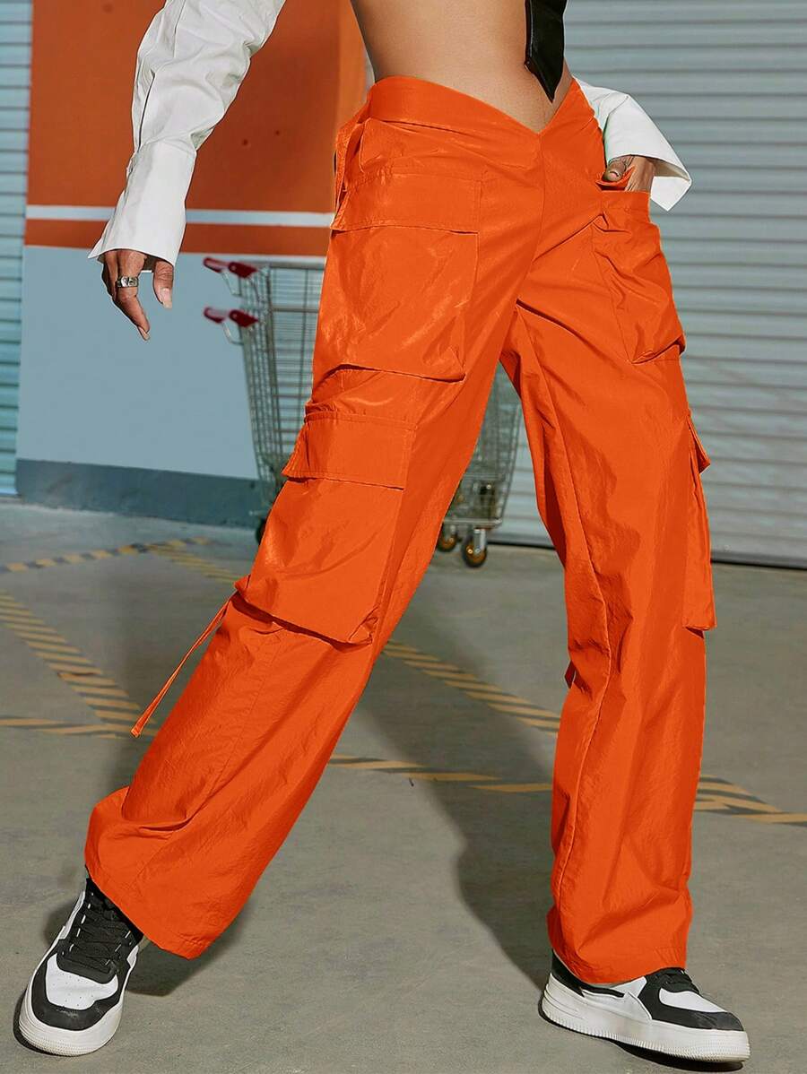 Casual Street Flap Pocket Side Cargo Pants – pocket detail close-up